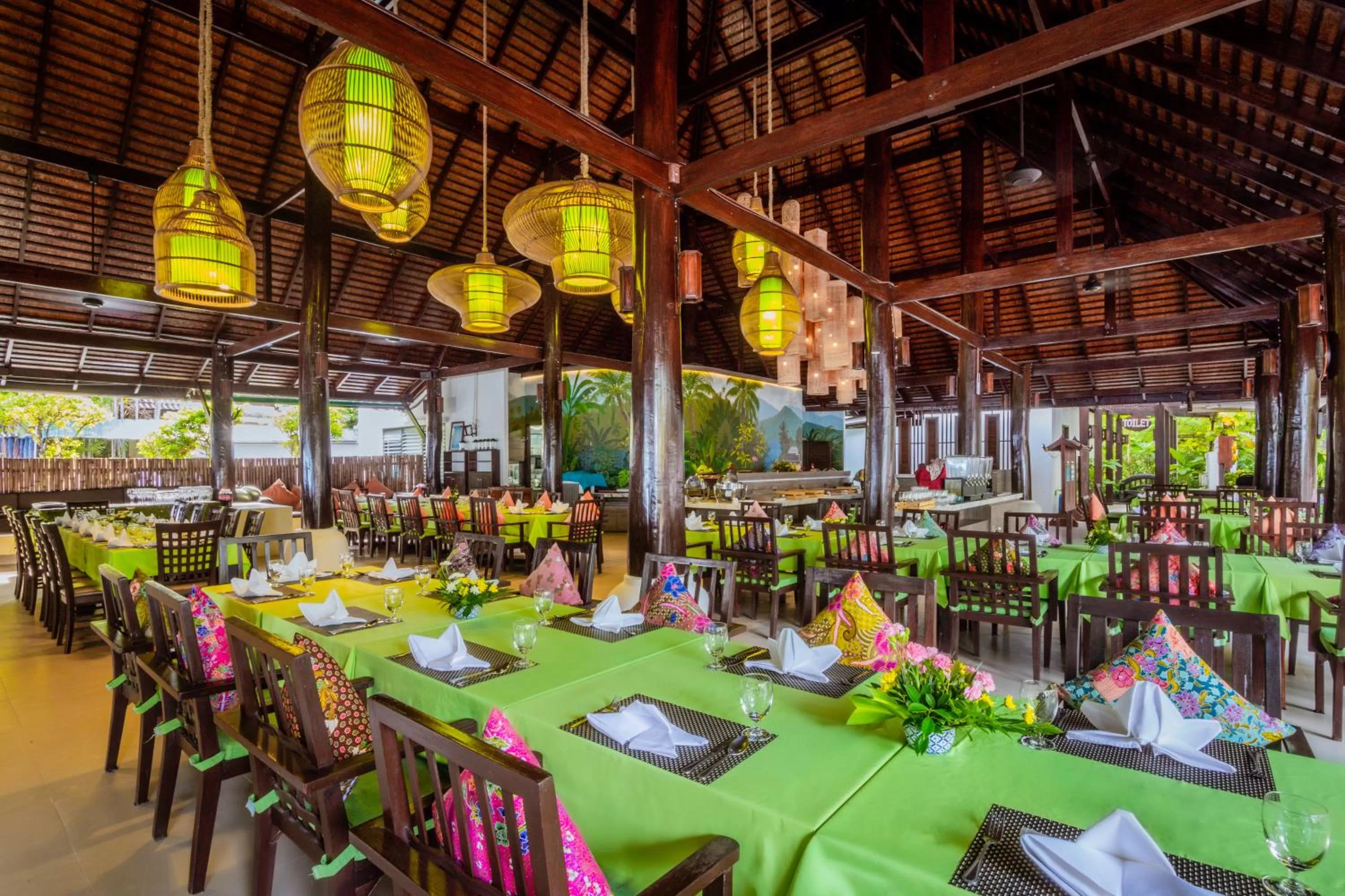 Restaurant/places to eat in Chaweng Garden Beach Resort - SHA Plus