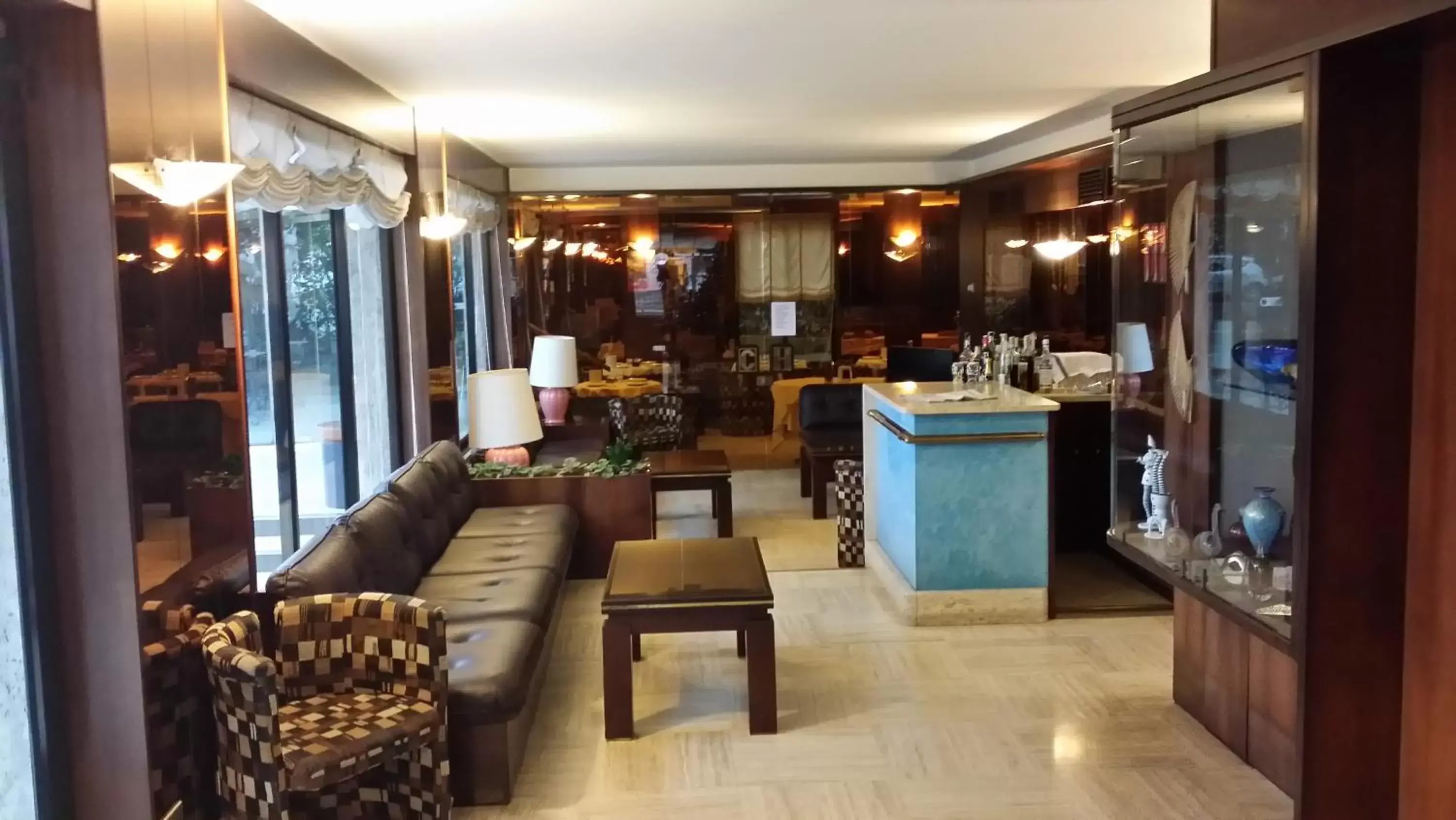 Photo of the whole room, Lobby/Reception in Club Hotel
