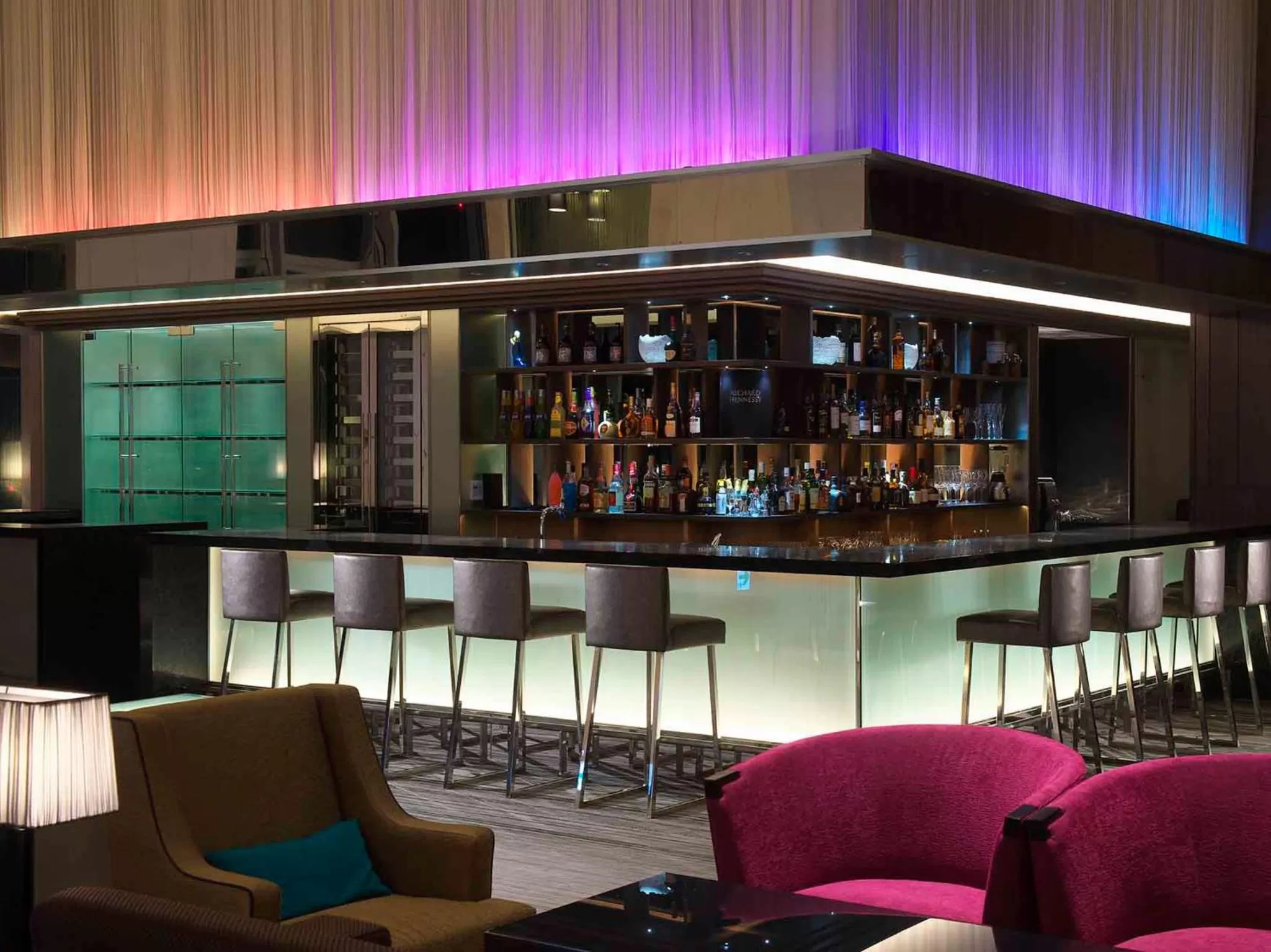 Lounge or bar in Osaka Marriott Miyako Hotel