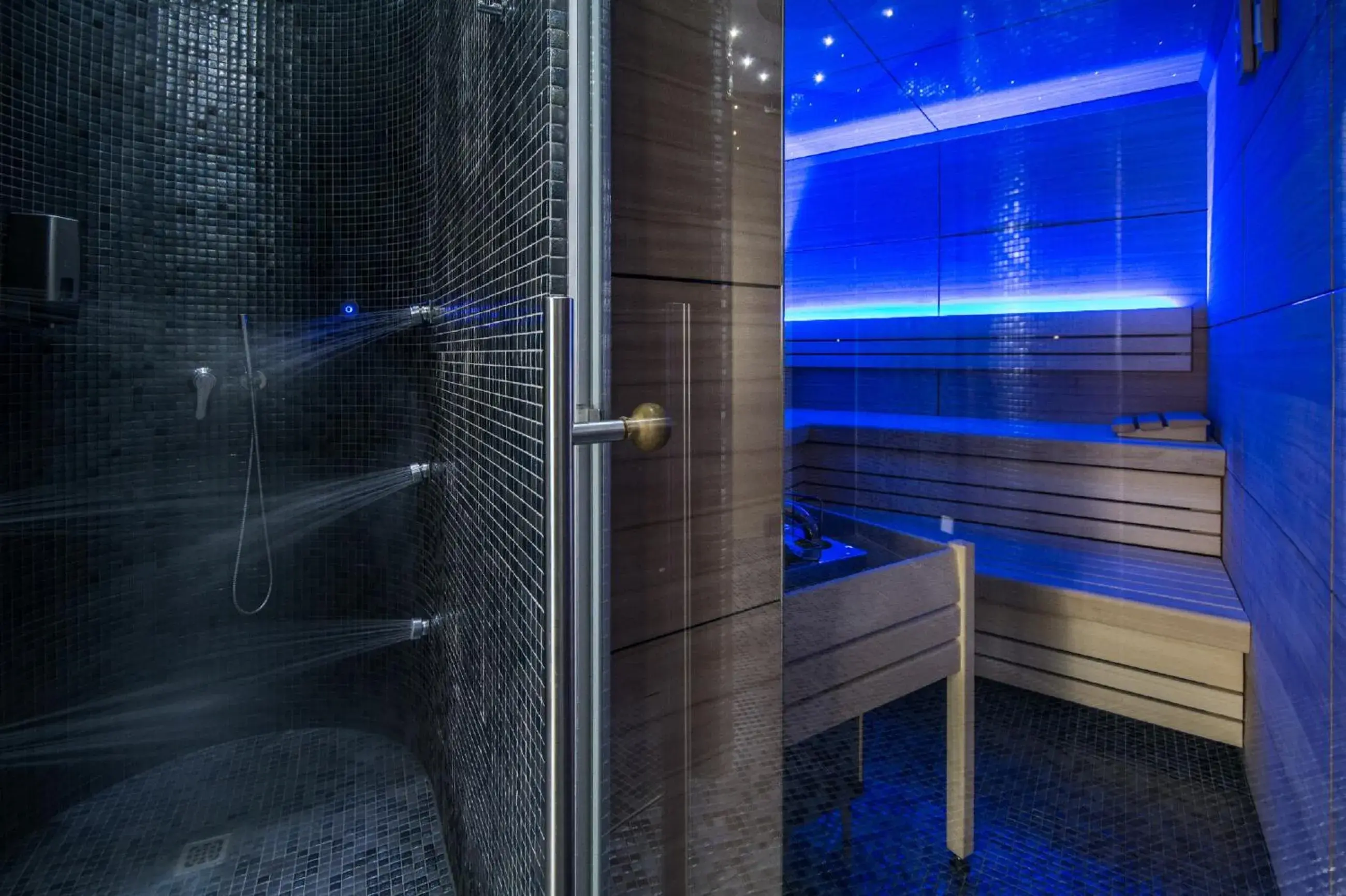 Spa and wellness centre/facilities, Bathroom in Prezident Luxury Spa & Wellness Hotel