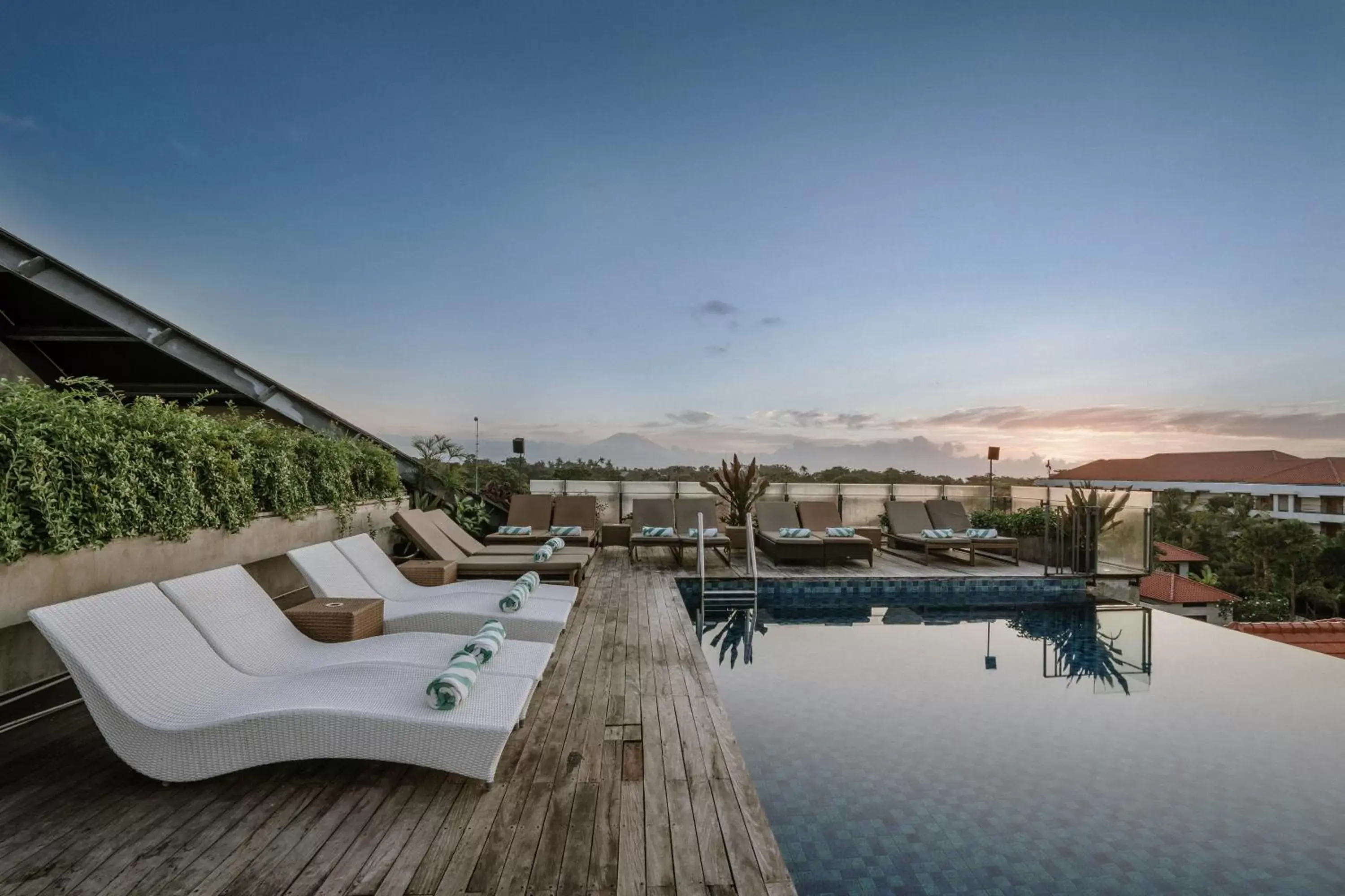 Swimming Pool in ARTOTEL Sanur Bali