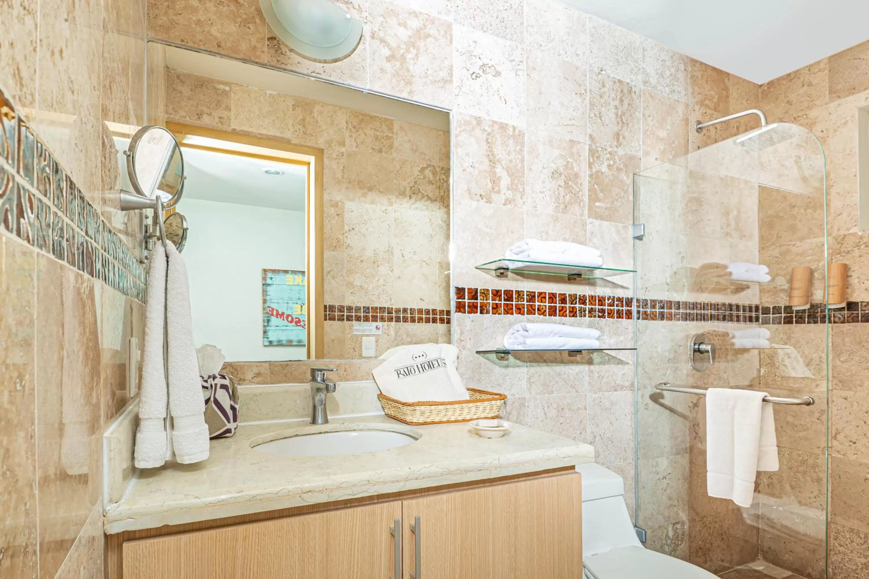 Bathroom in Hotel Boutique Rato 10