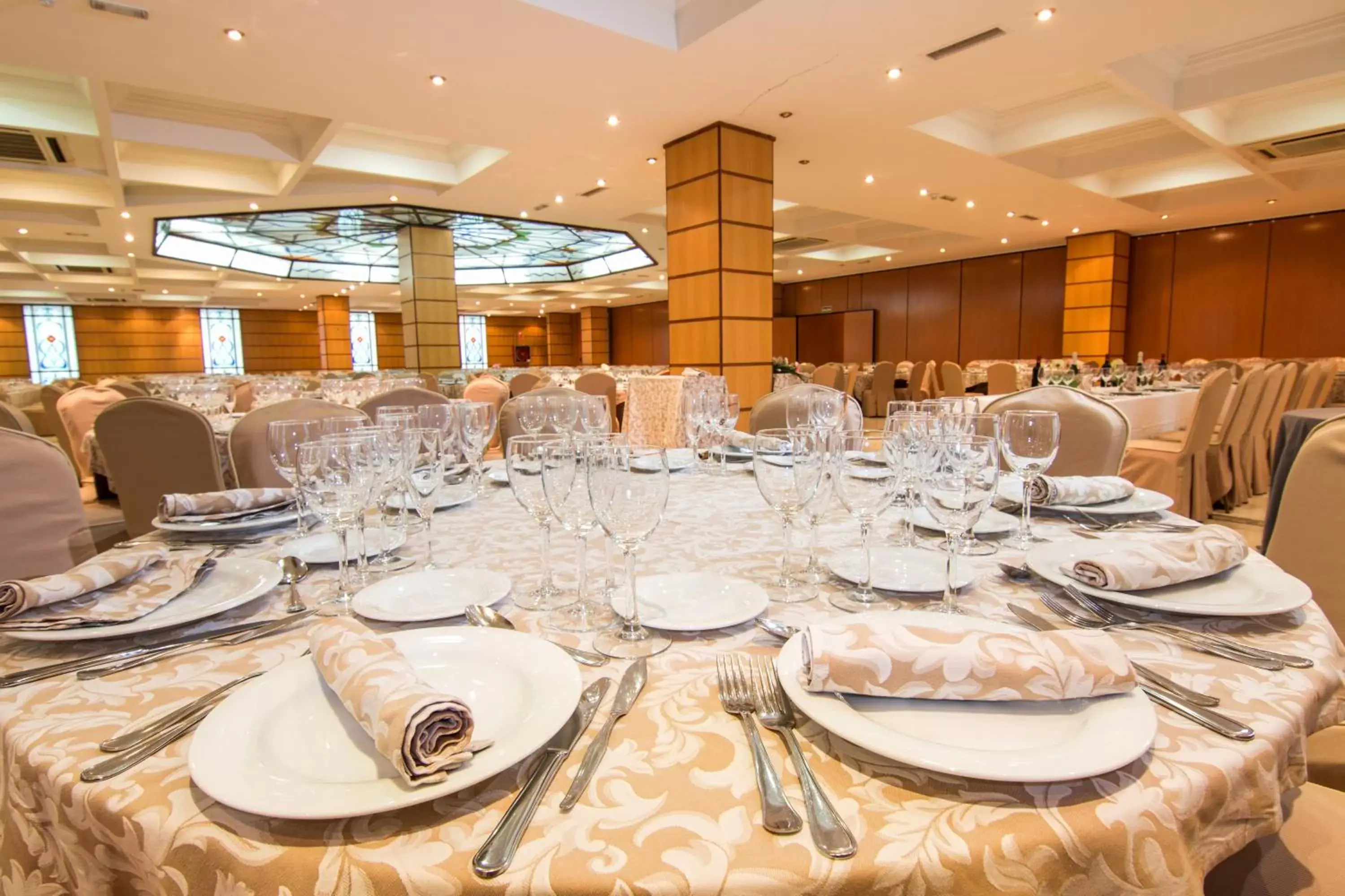 Restaurant/places to eat in Hotel Abades Loja Restaurant/places to eat in Hotel Abades Loja