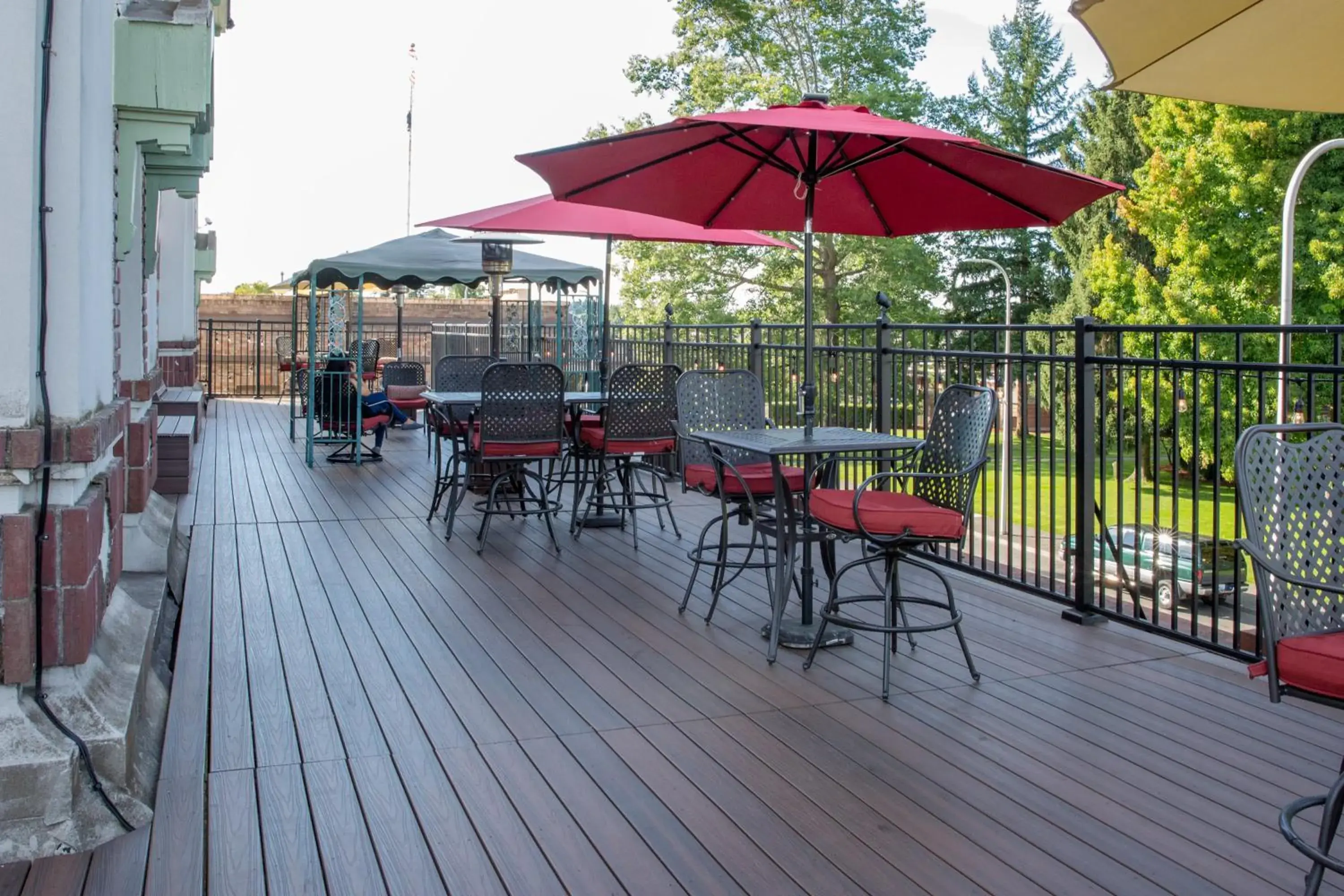 Balcony/Terrace in Centralia Square Grand Ballroom and Hotel