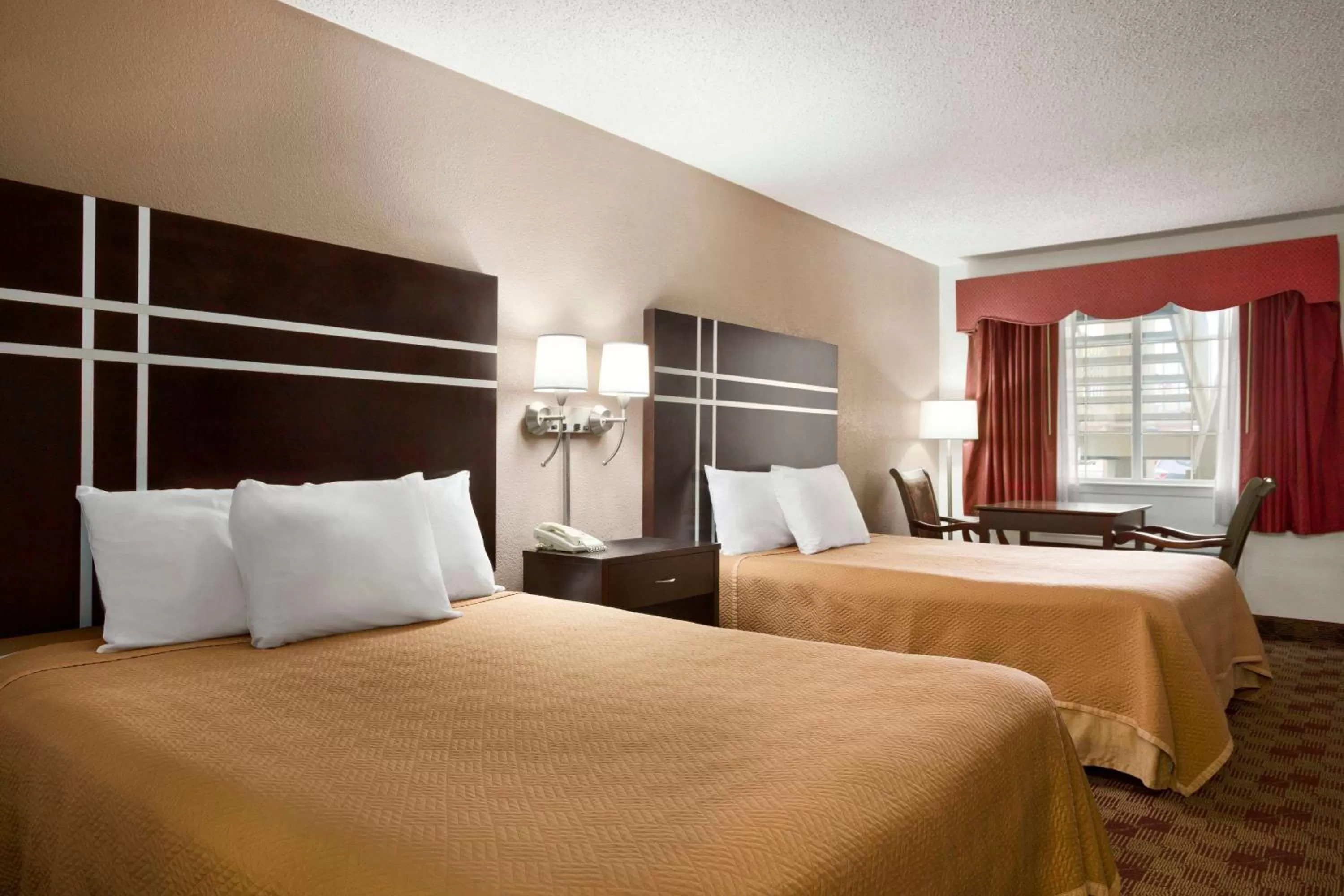 Photo of the whole room, Bed in Travelodge by Wyndham Killeen/Fort Hood