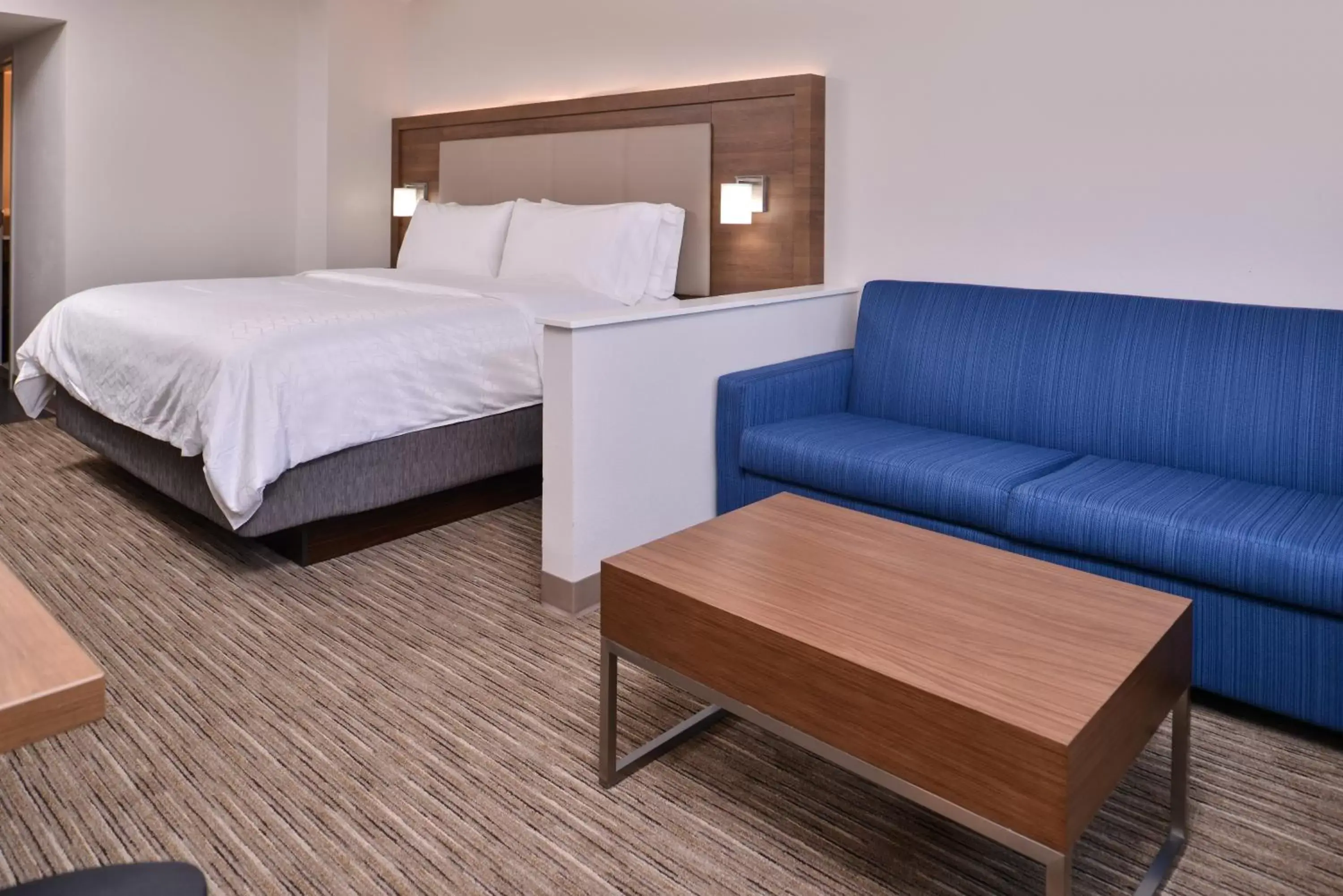 King Suite with Sofa Bed in Holiday Inn Express Hotel and Suites Mesquite, an IHG Hotel