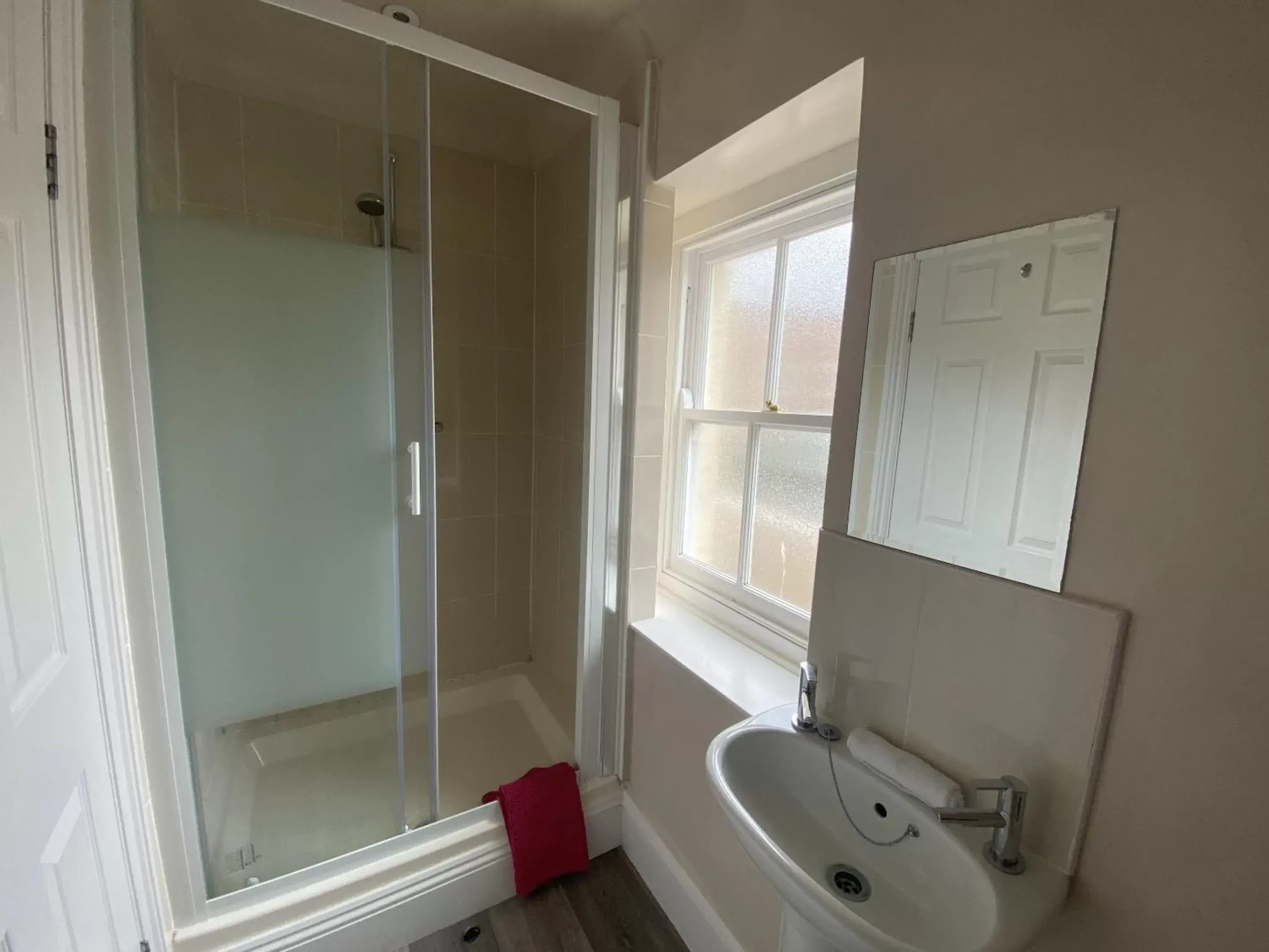 Bedroom, Bathroom in One Drake Road and Apartments, Tavistock, Devon
