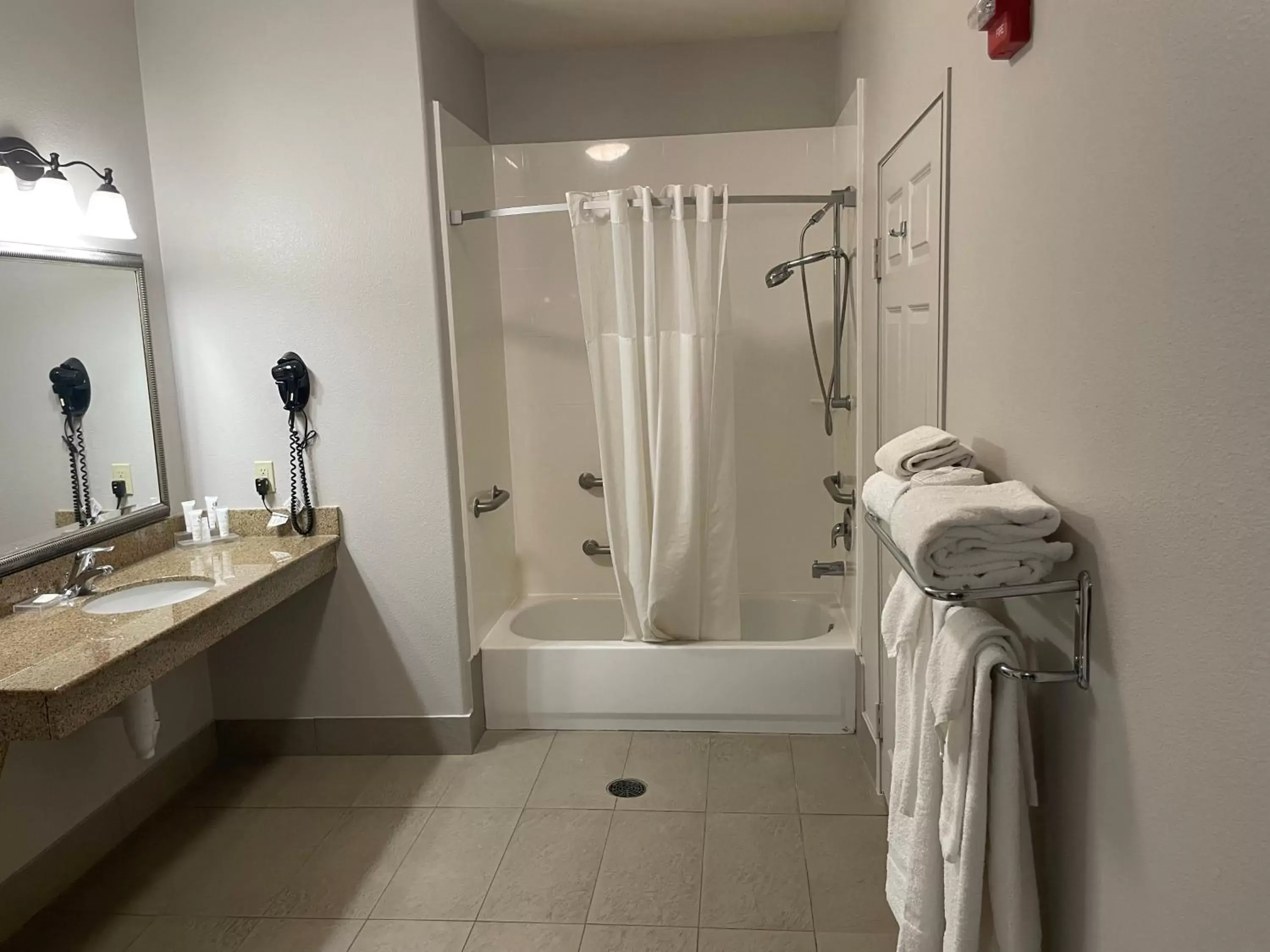 Shower, Bathroom in Country Inn & Suites by Radisson, College Station, TX