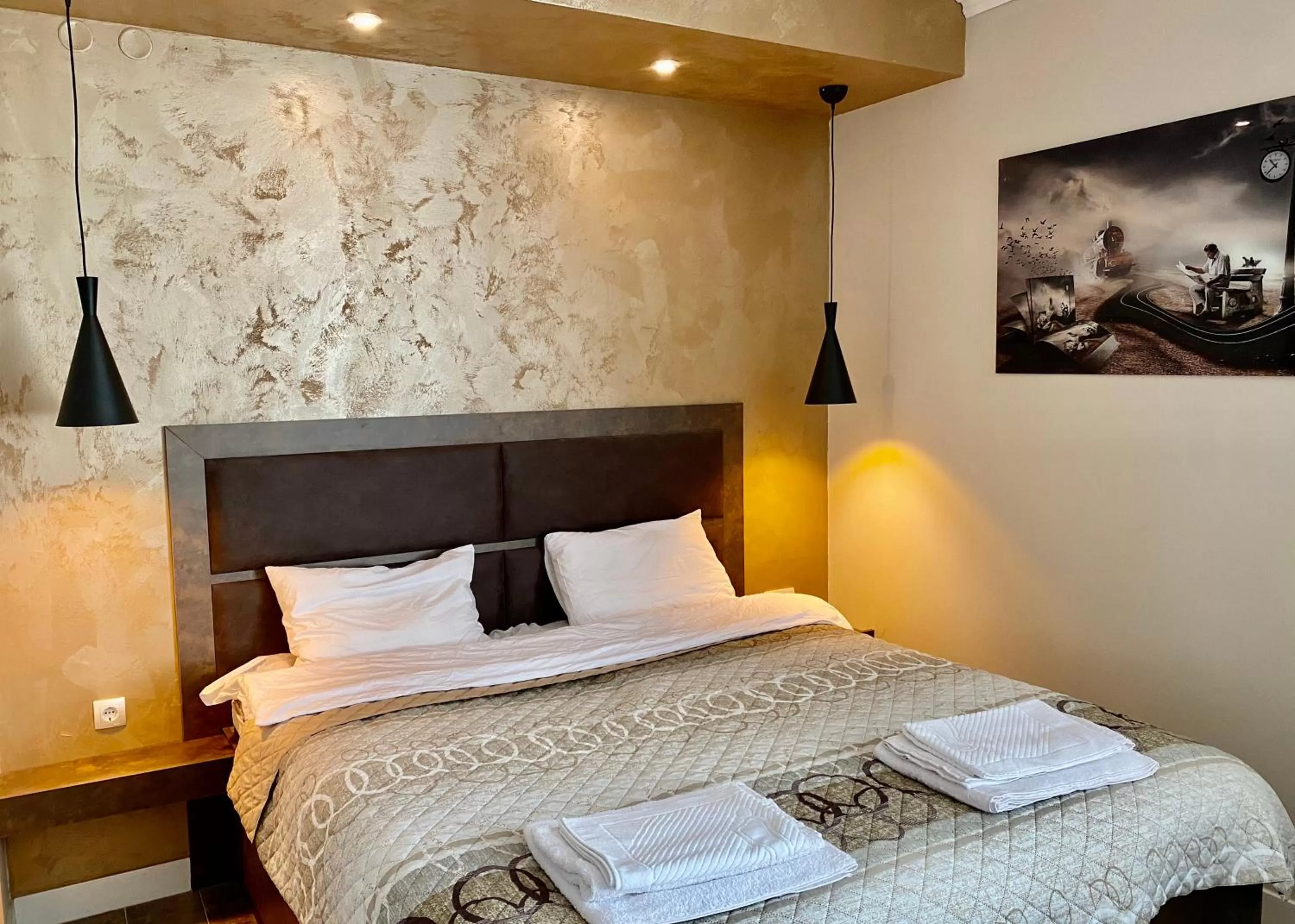 Bed in Luxury Apartments Ivon