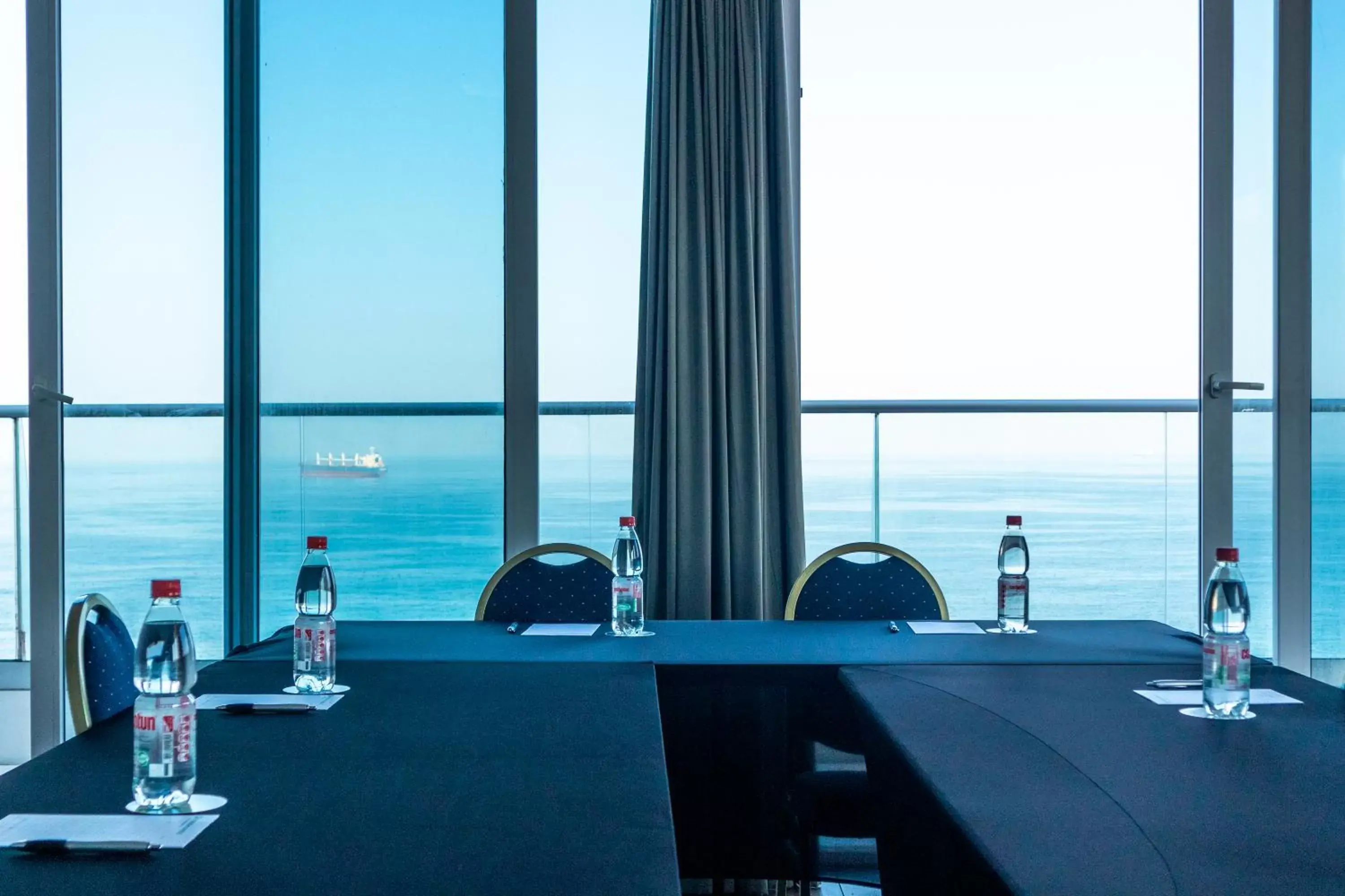 Meeting/conference room in Wyndham Garden Antofagasta Pettra