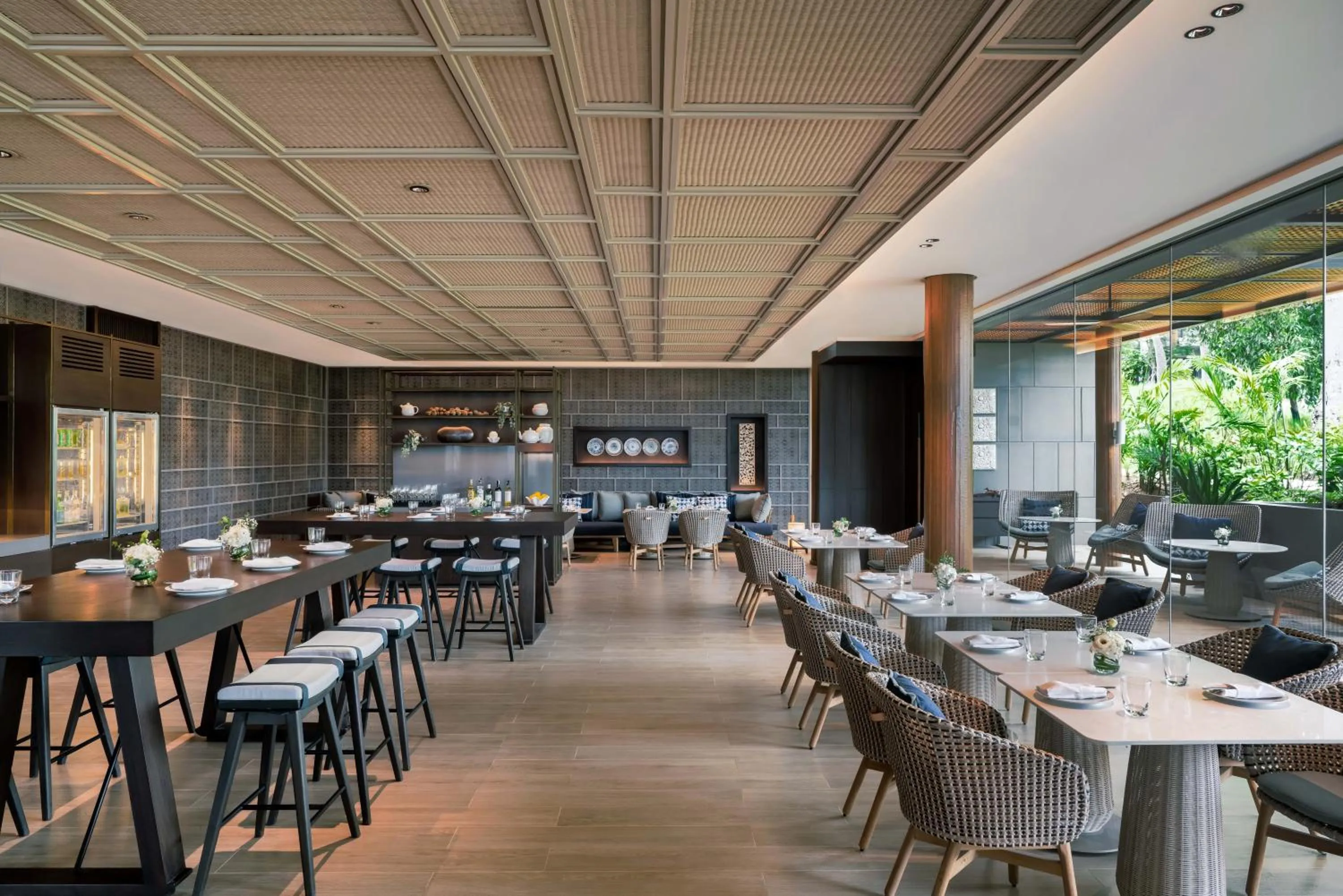 Lounge or bar in Hyatt Regency Koh Samui