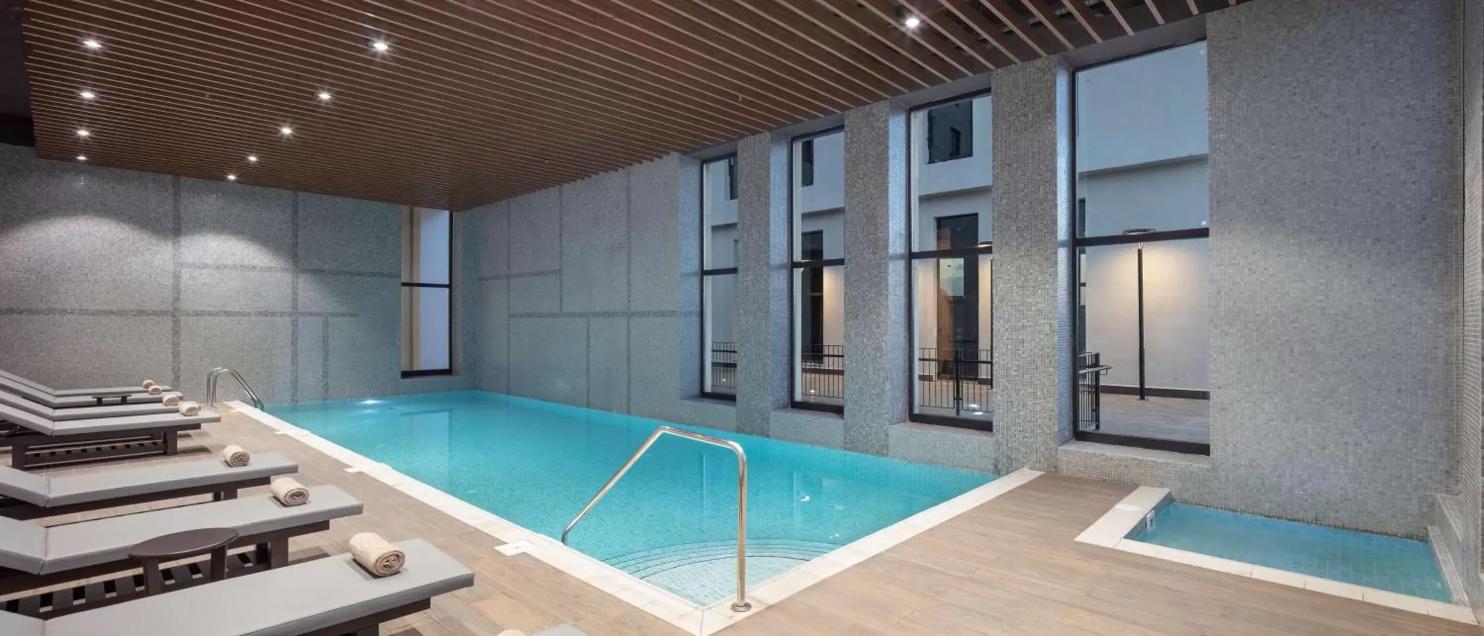 Swimming Pool in Hilton Garden Inn Erzurum