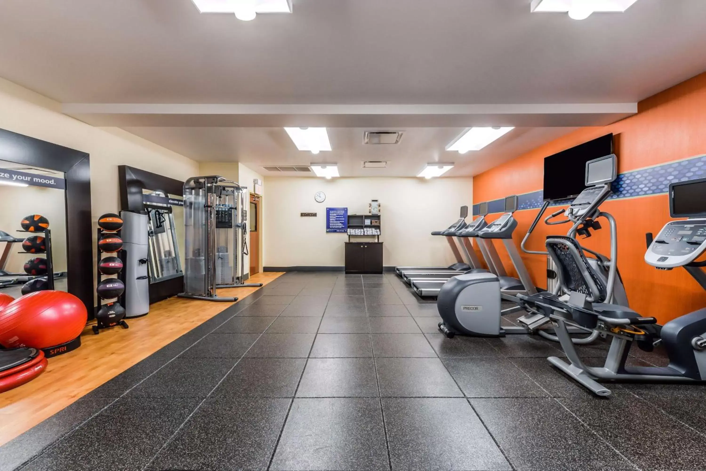 Fitness centre/facilities, Fitness Center/Facilities in Hampton Inn & Suites Boulder North