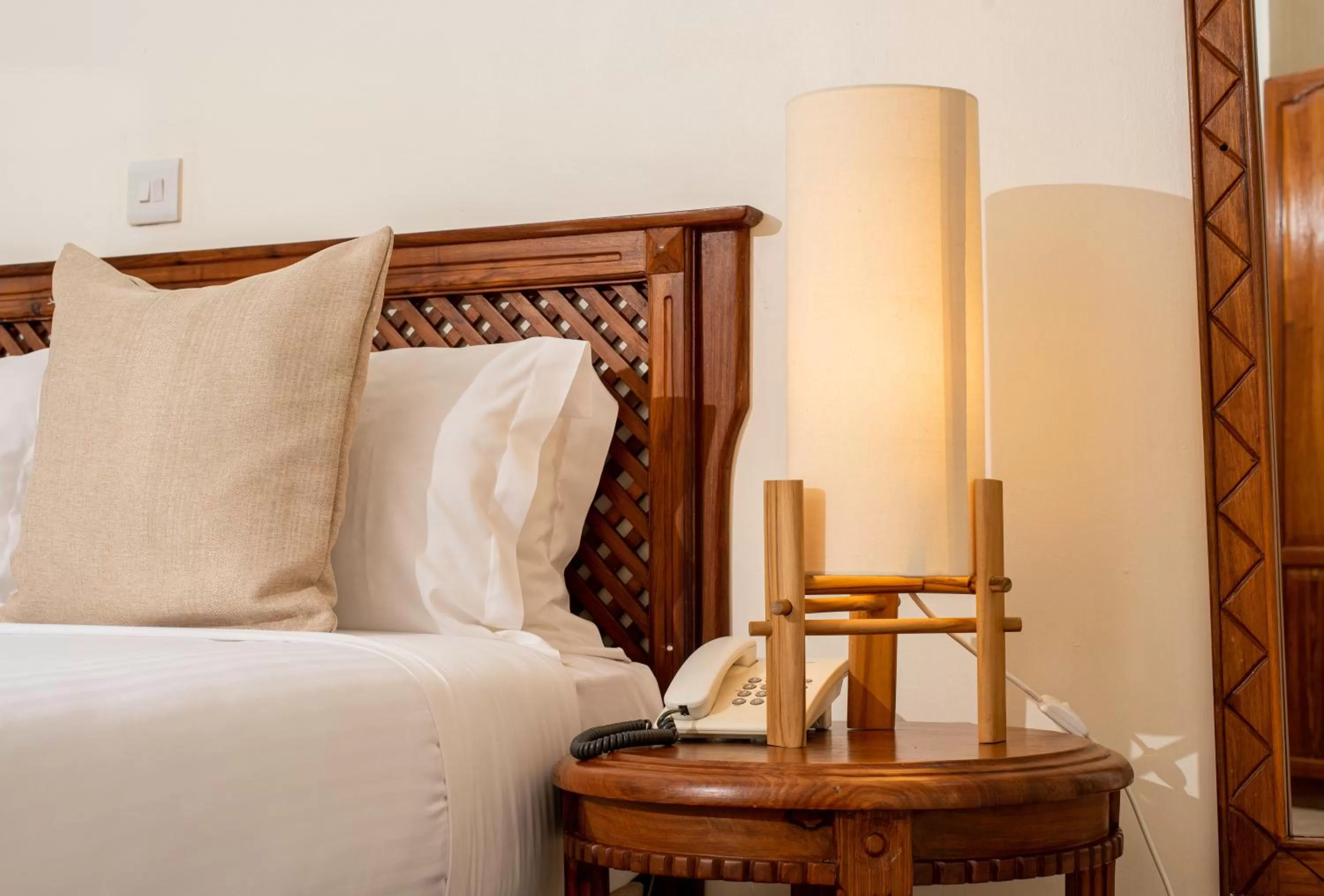 Other, Bed in Forest Hill Hotel