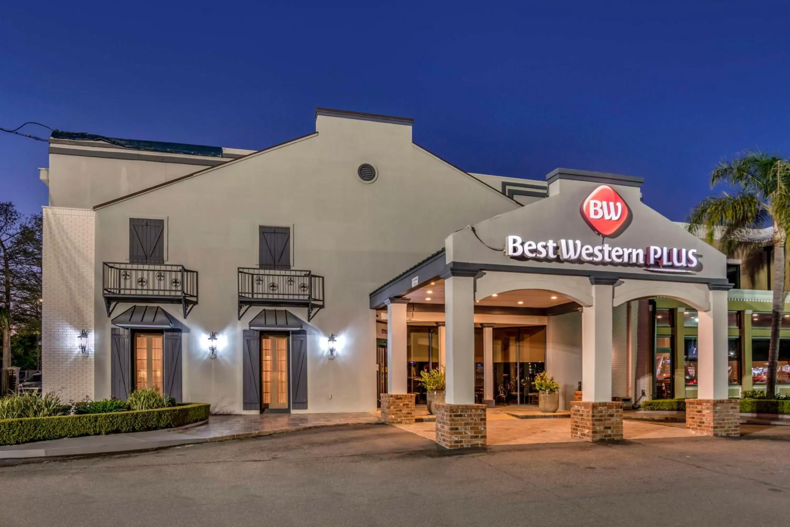 Property Building in Best Western Plus Westbank