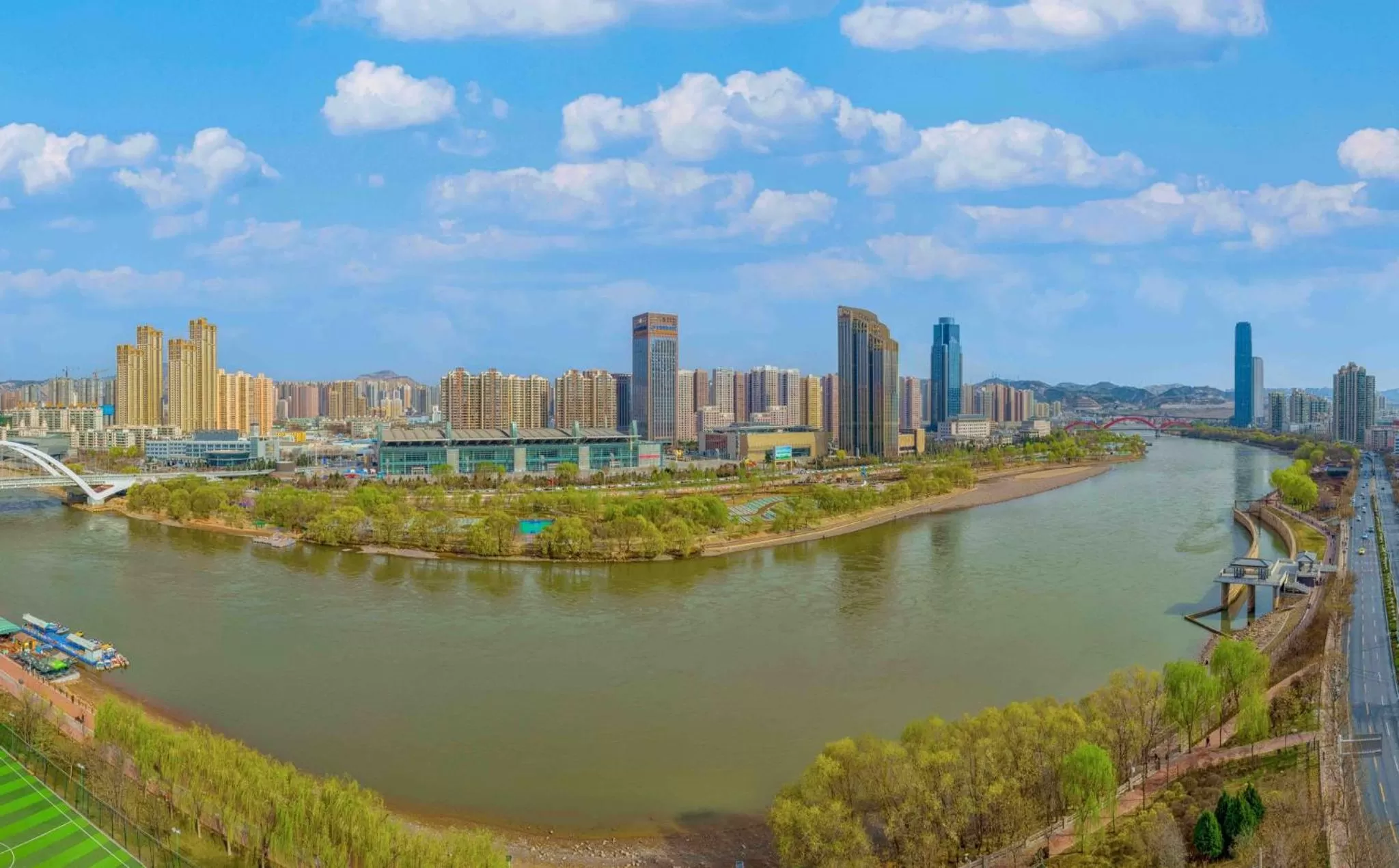 Property building in Crowne Plaza Hotel Lanzhou by IHG