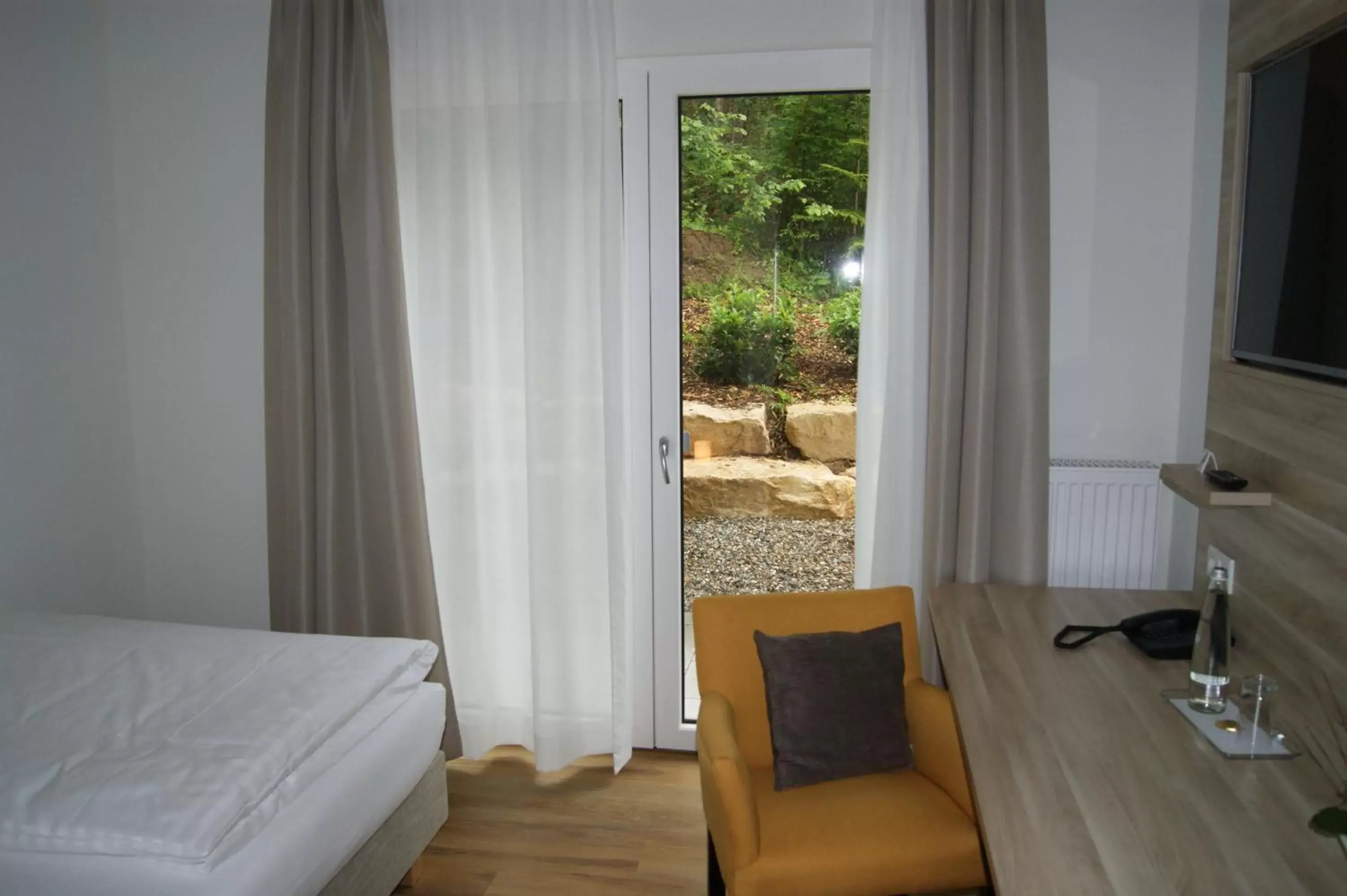 Single Room in Hotel Restaurant Muckensee Single Room in Hotel Restaurant Muckensee