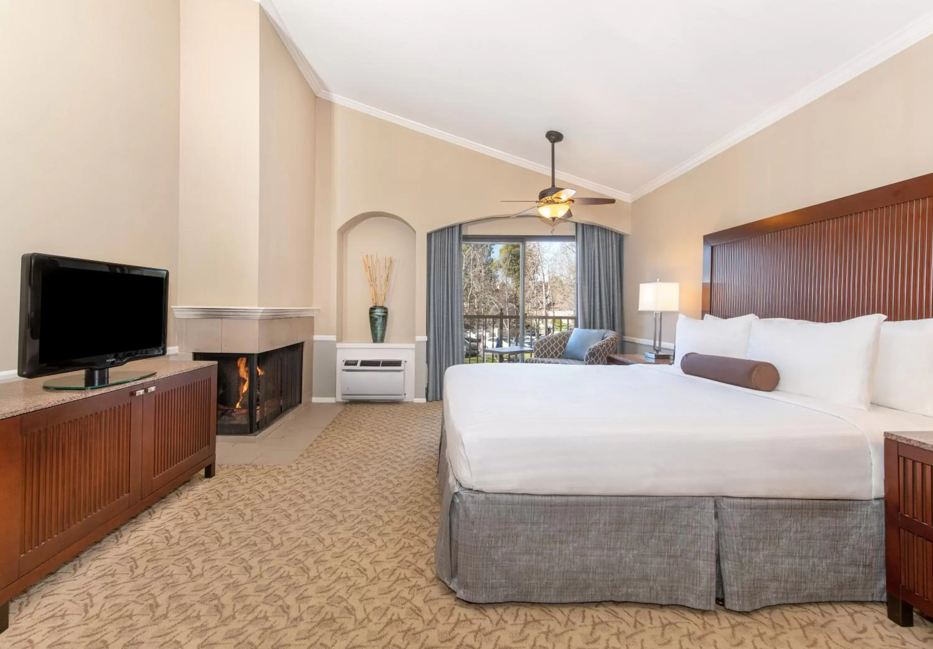 Superior King Room in Morgan Run Resort