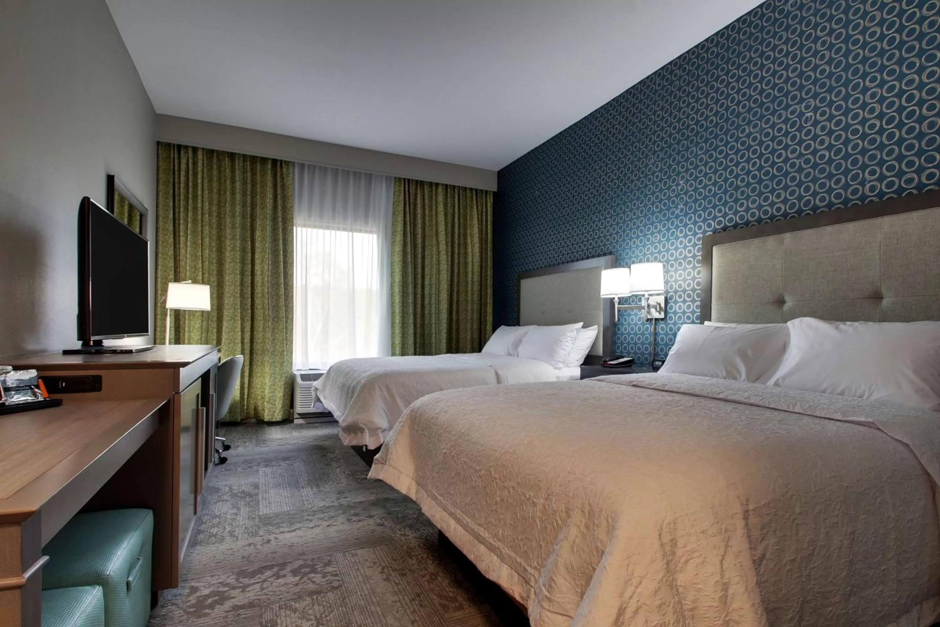 Bed in Hampton Inn & Suites By Hilton Knightdale Raleigh