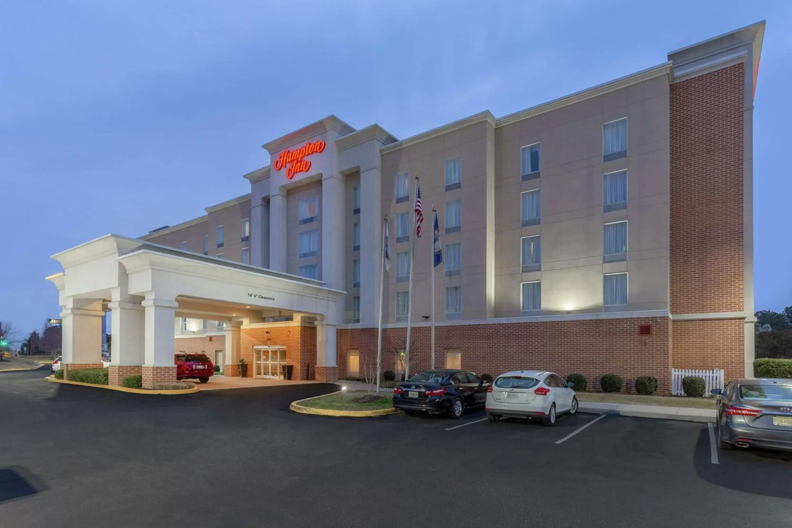 Property building in Hampton Inn Richmond - South Property building in Hampton Inn Richmond - South
