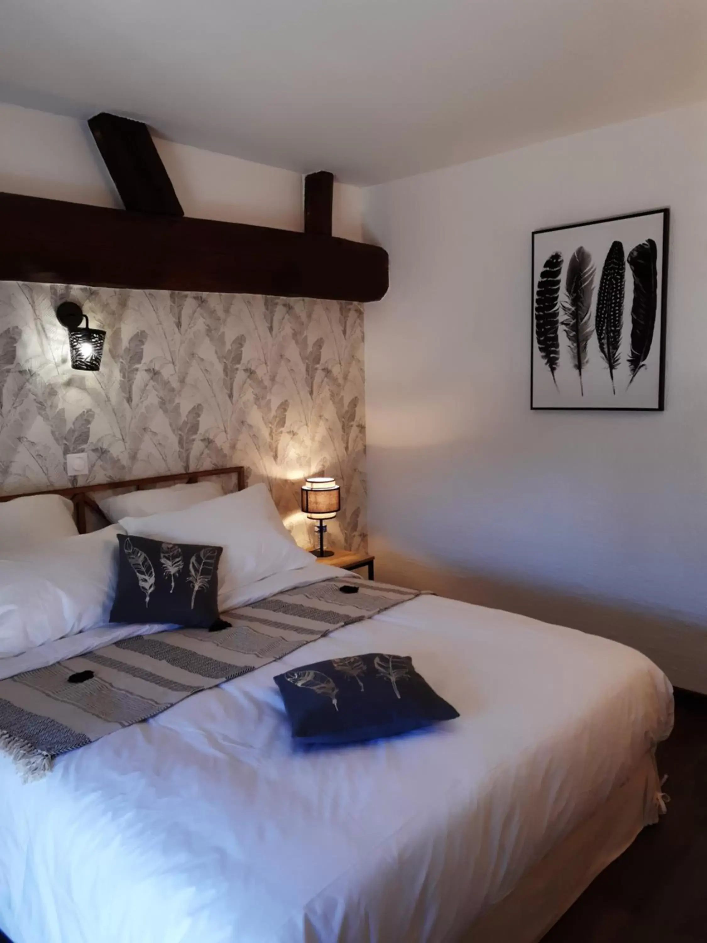 Bedroom, Bed in Au Charme de l'Eure