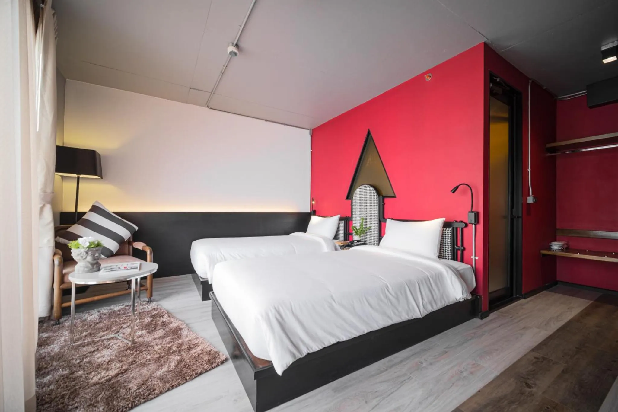 Bed in MeStyle Museum Hotel