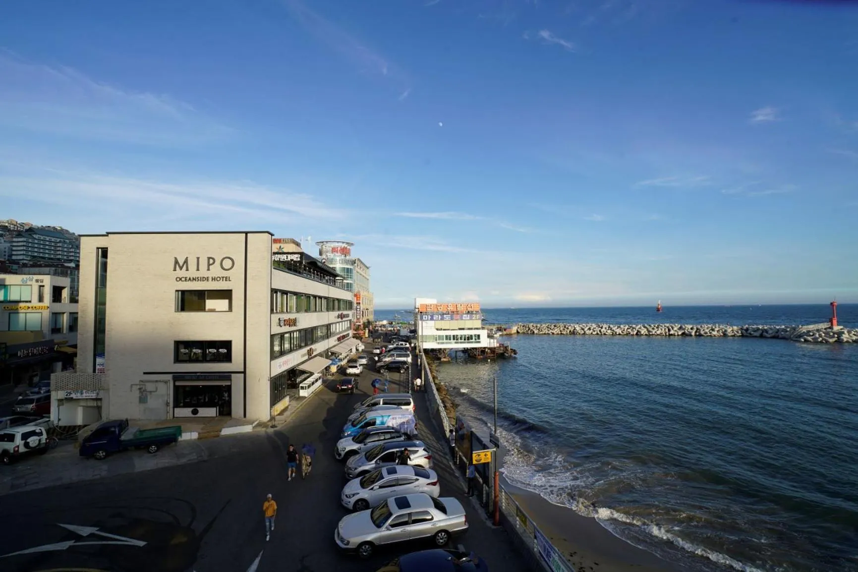 Neighbourhood in Mipo Oceanside Hotel