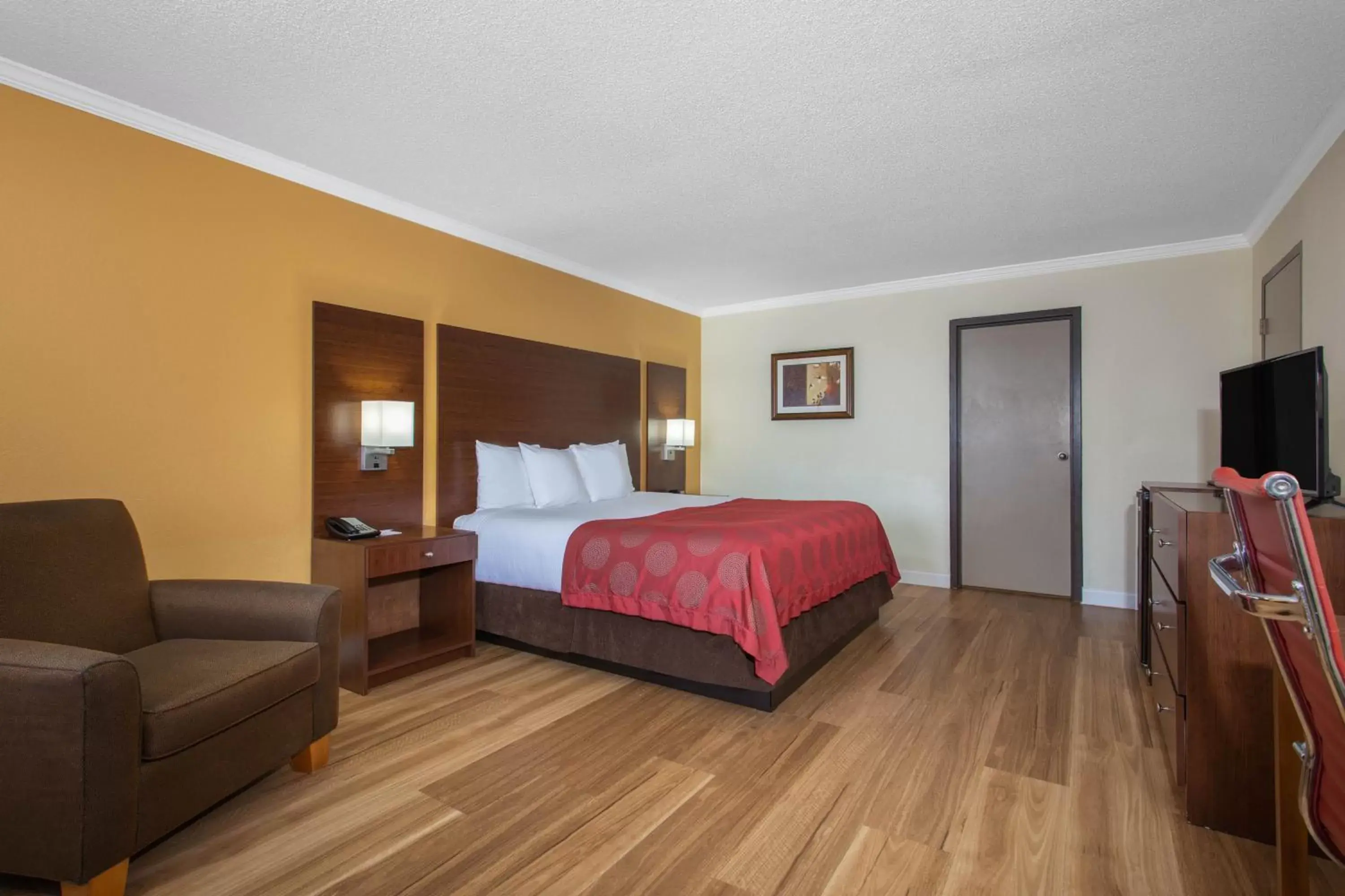 Photo of the whole room in Ramada by Wyndham Tampa Westshore