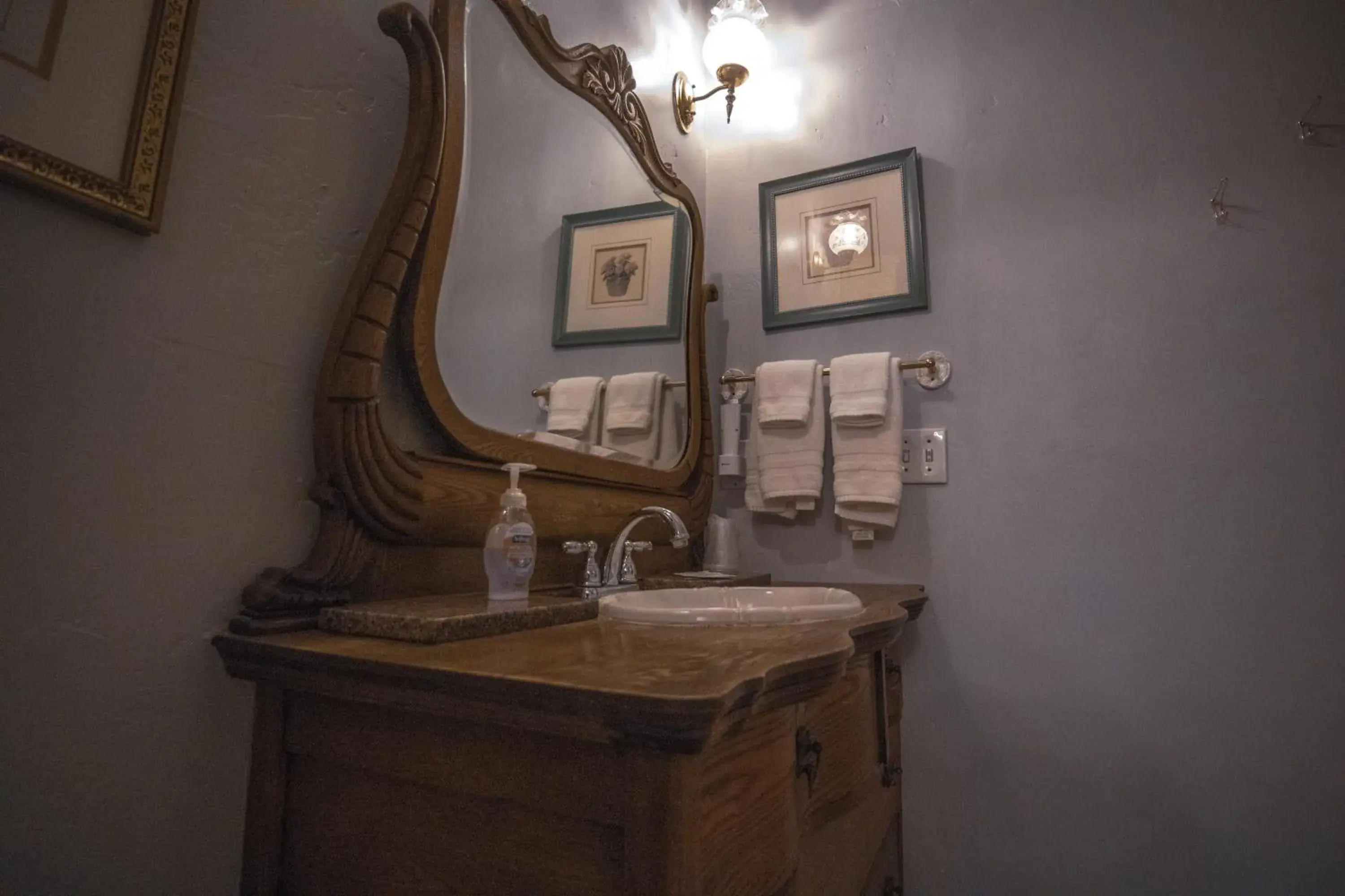 Bathroom in Tucker Peak Lodge Bathroom in Tucker Peak Lodge