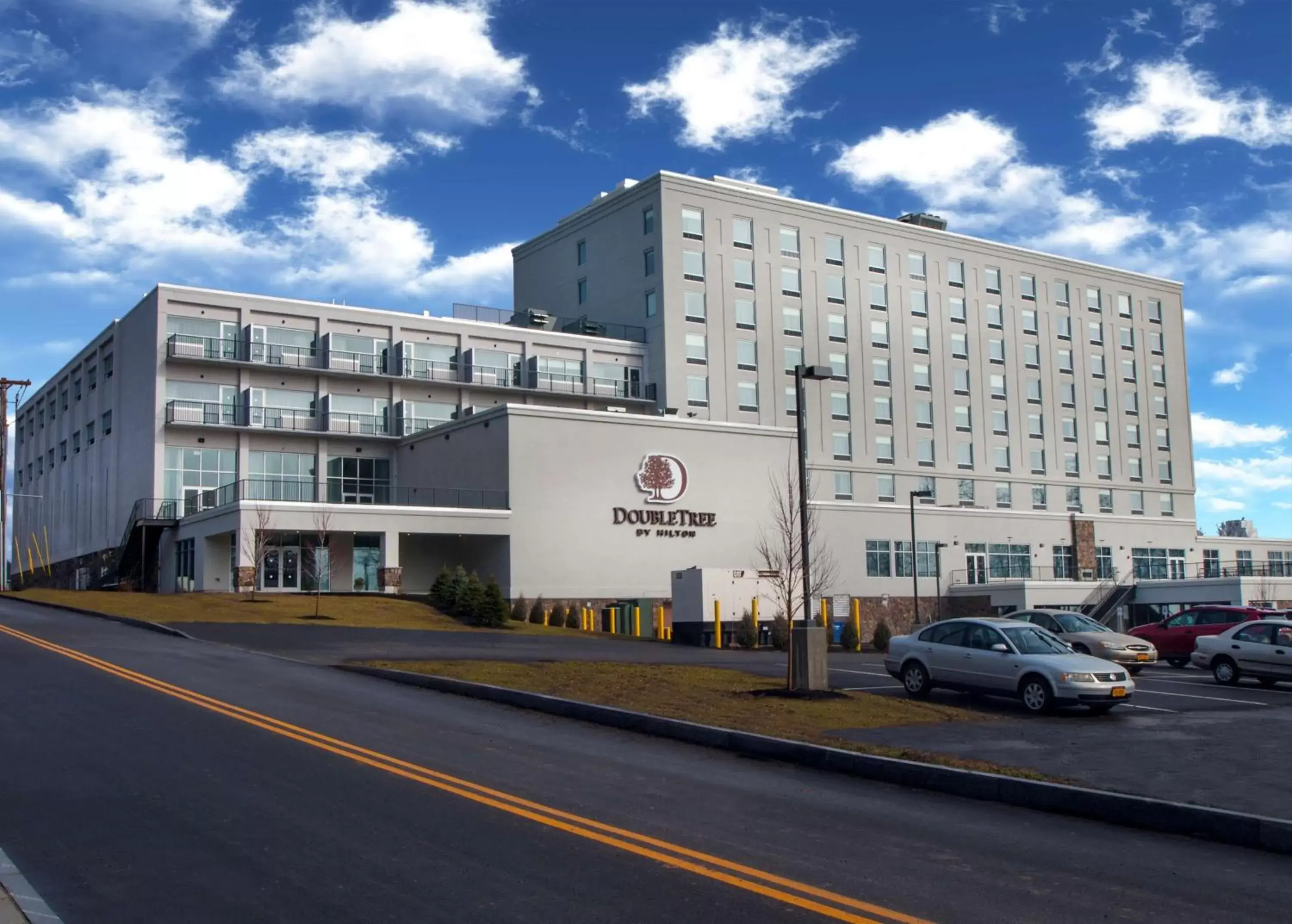 Property Building in DoubleTree by Hilton Hotel Niagara Falls New York