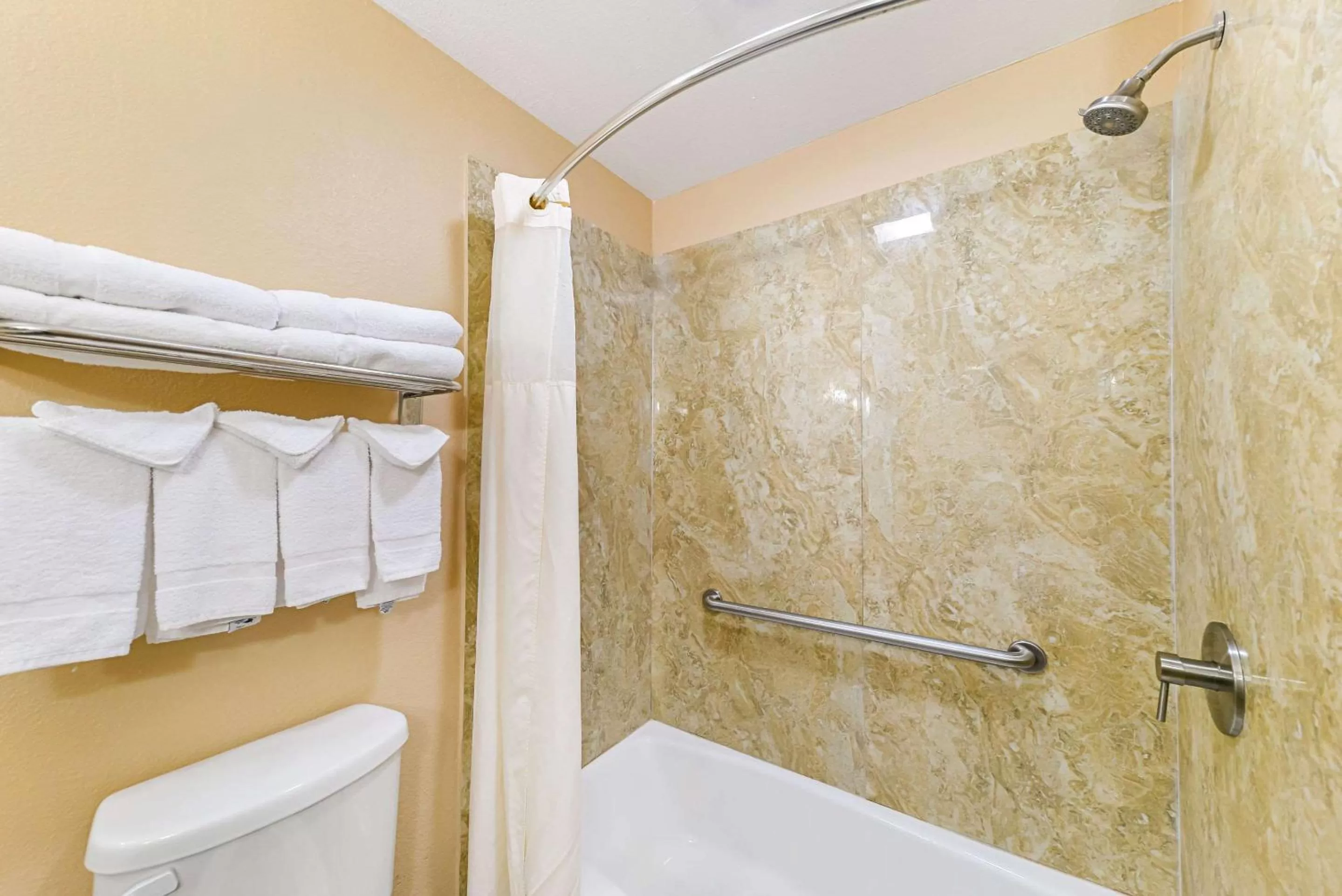 Bathroom in Quality Inn & Suites Lubbock South