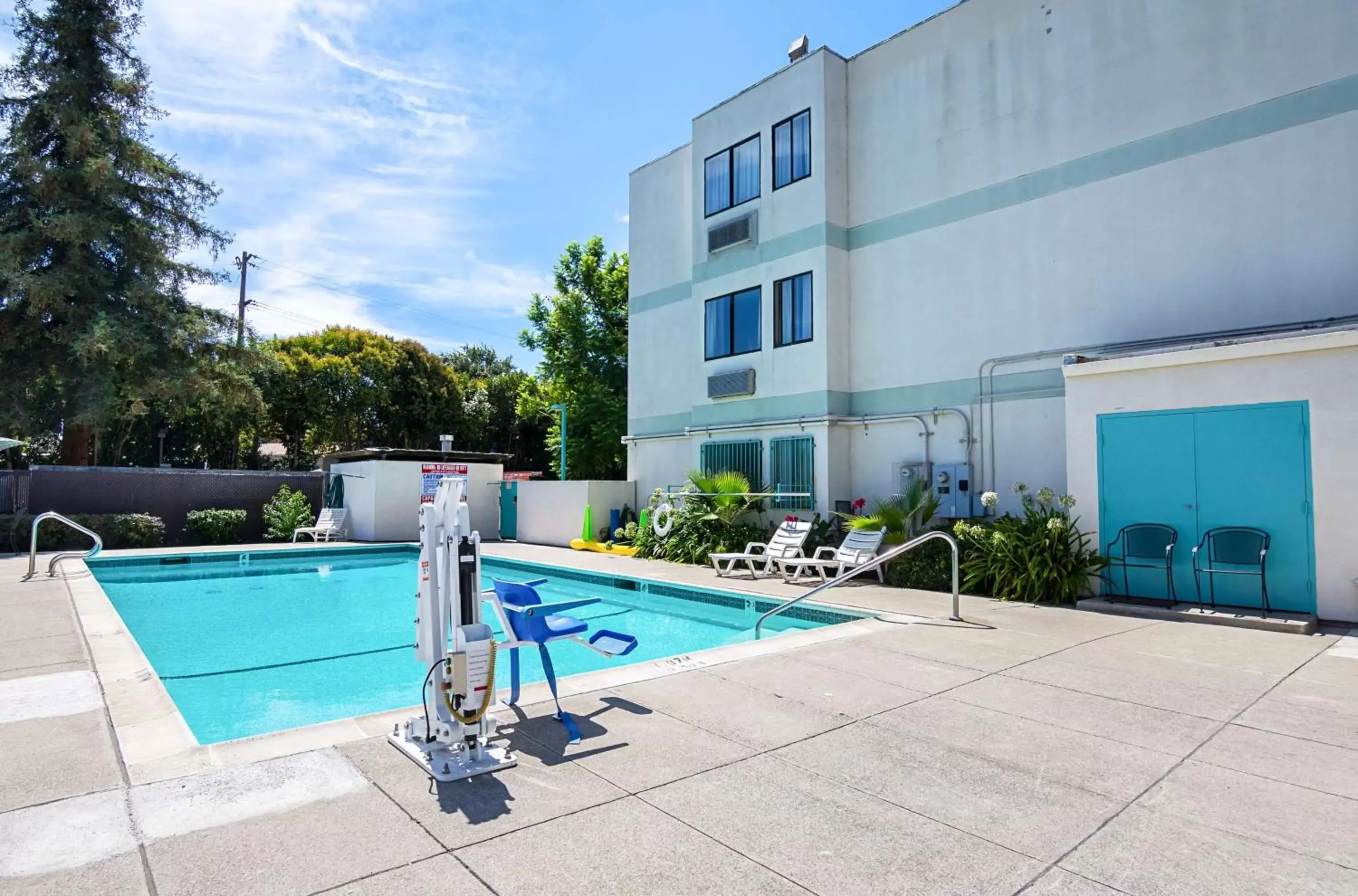 Day, Swimming Pool in Studio 6-Concord, CA