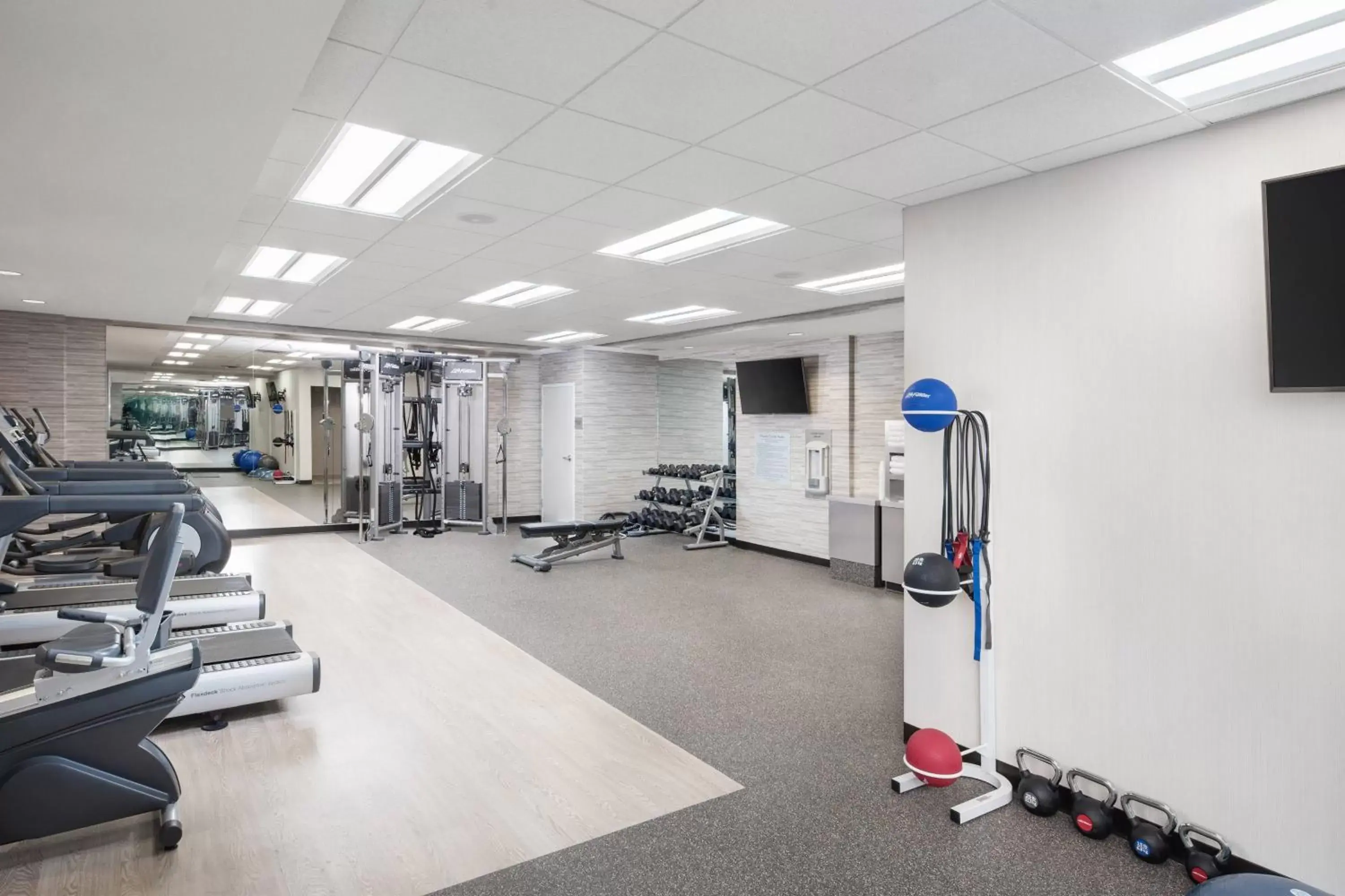 Fitness centre/facilities, Fitness Center/Facilities in Courtyard by Marriott Baton Rouge Downtown