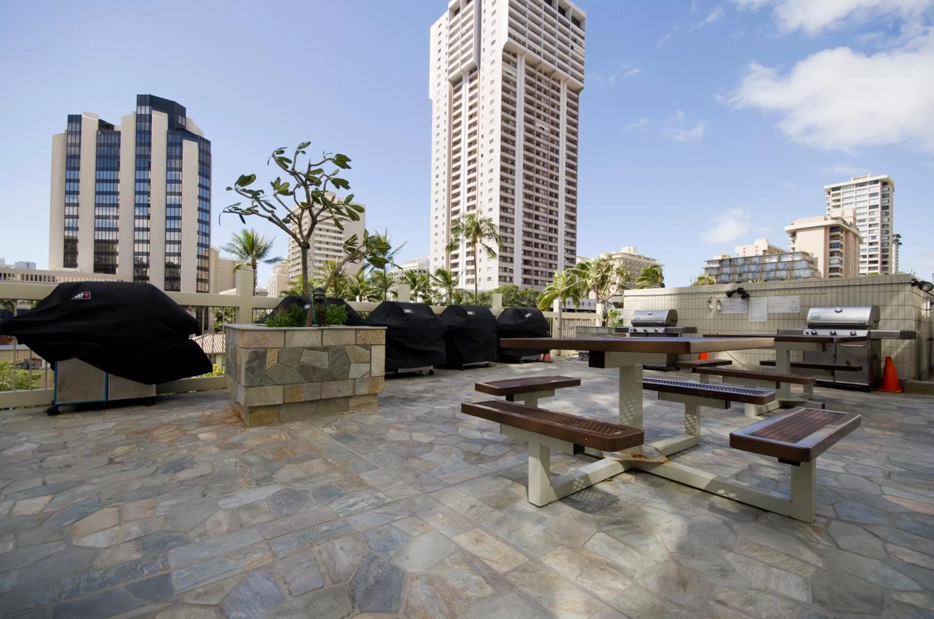 Day in Skyline Island Colony Hotel