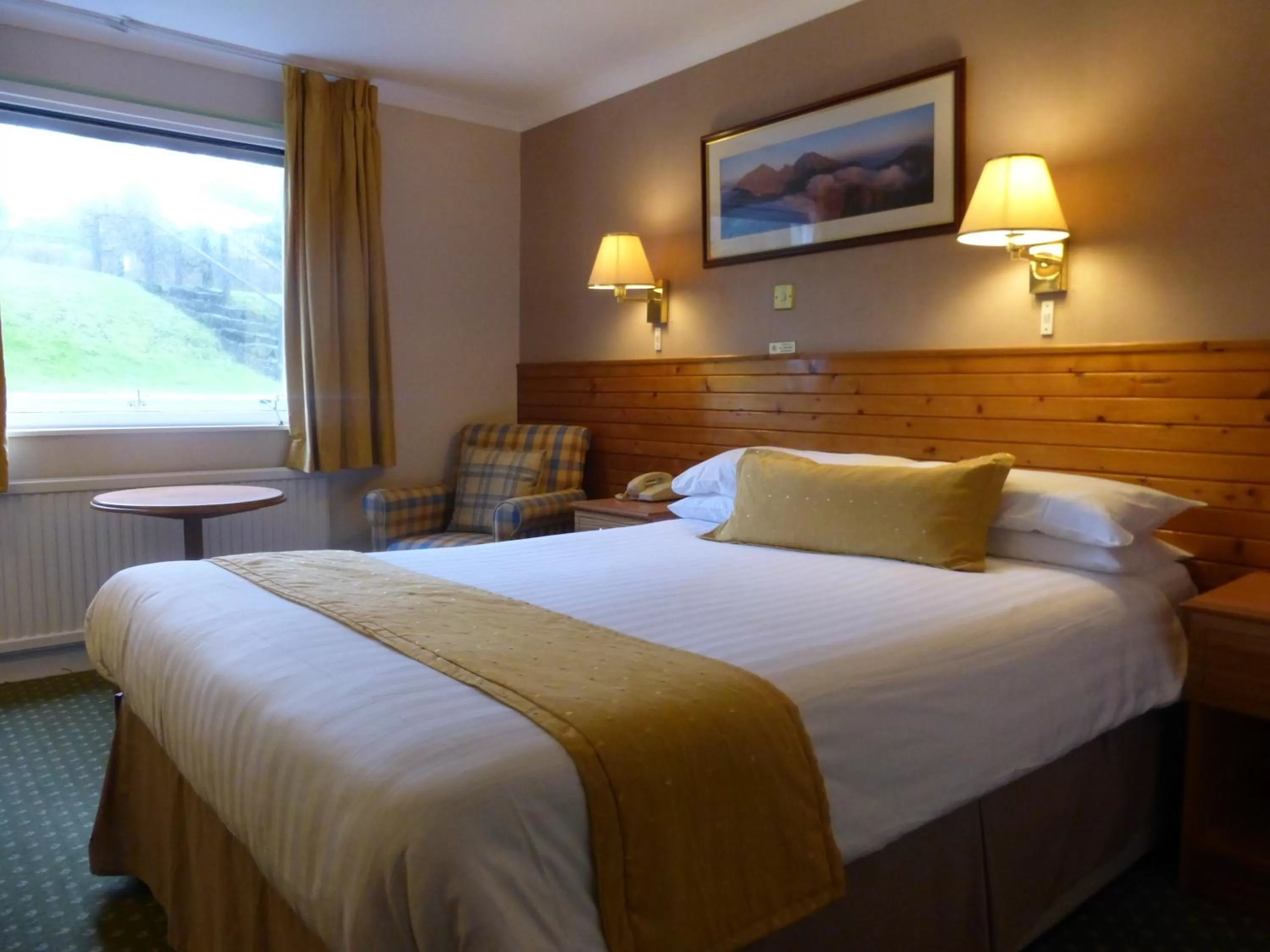 Bedroom, Bed in Norseman Hotel