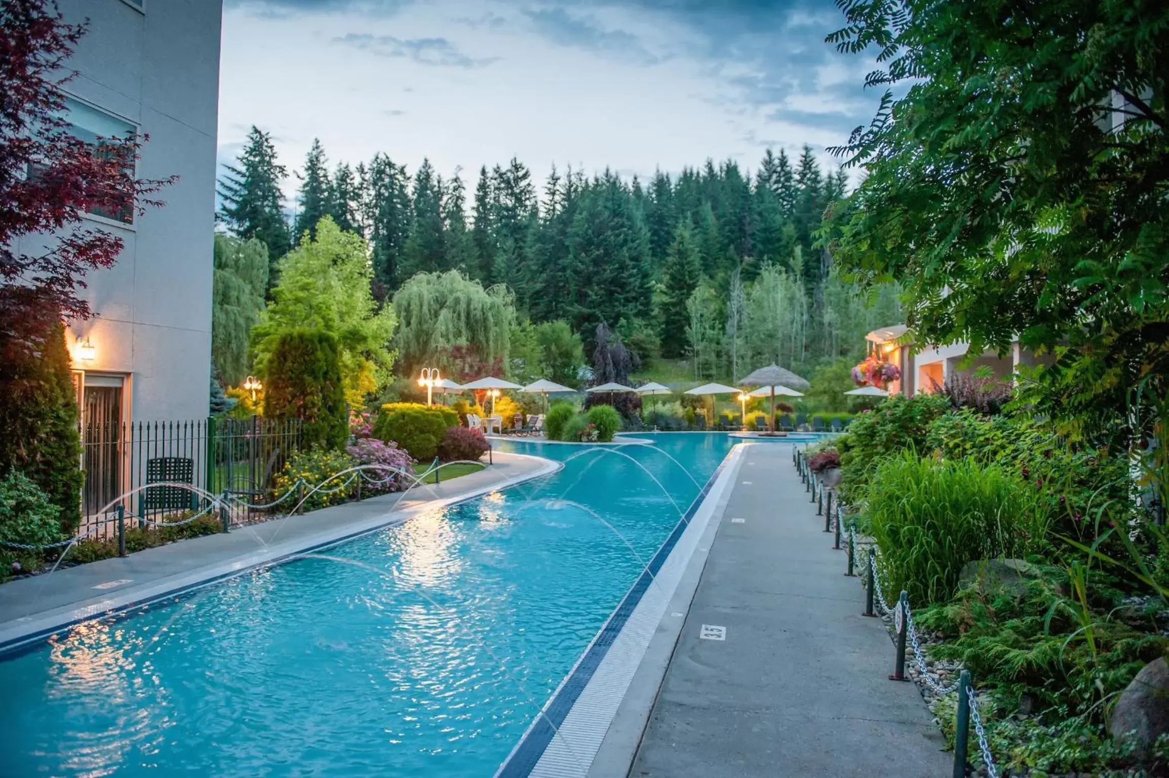 Swimming Pool in Hilltop Inn - Salmon Arm