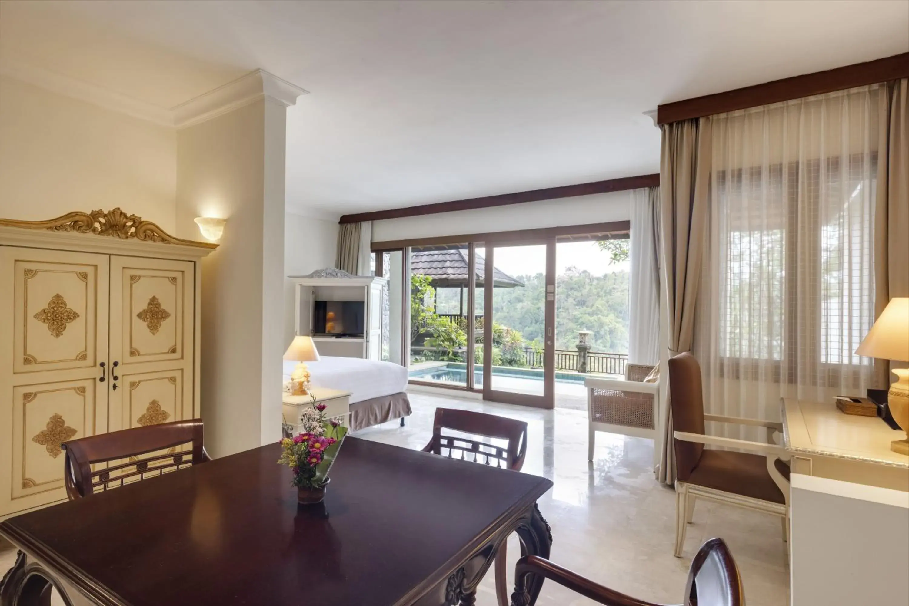 Living room, Dining Area in Rijasa Agung Resort and Villas