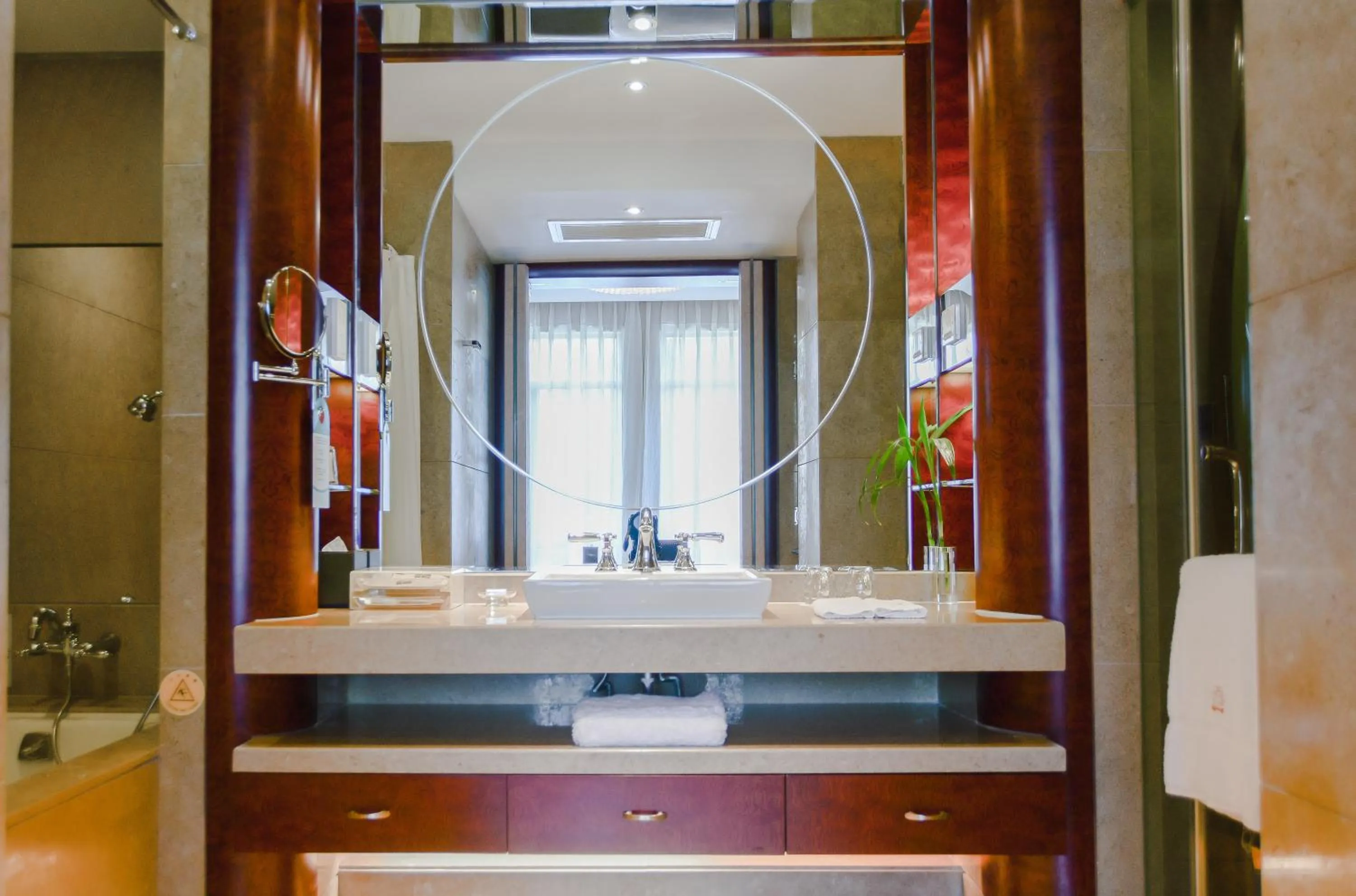 Bathroom in Xijiao State Guest Hotel