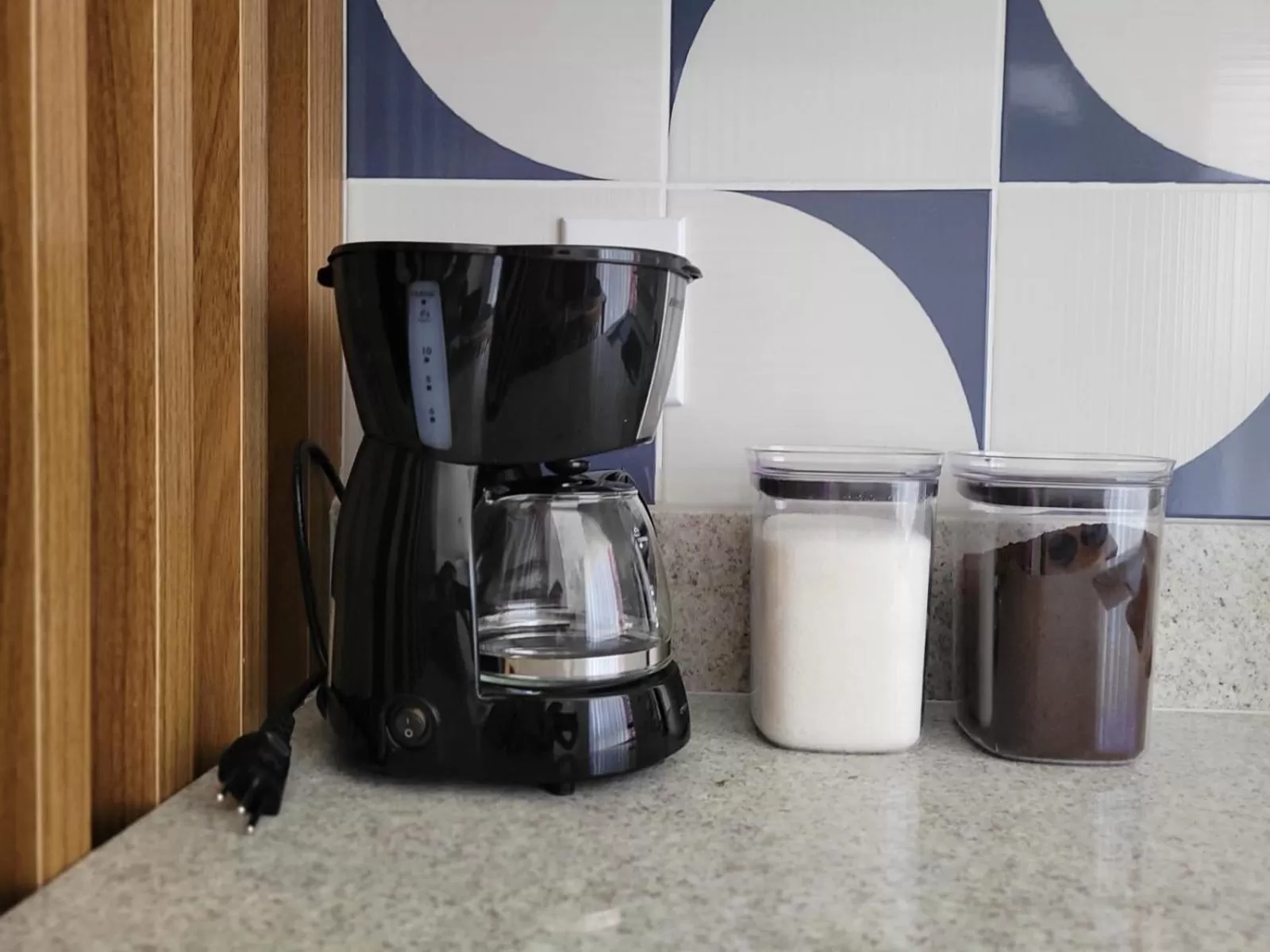 Coffee/tea facilities in Garvey Park Hotel - Quarto Premium 409