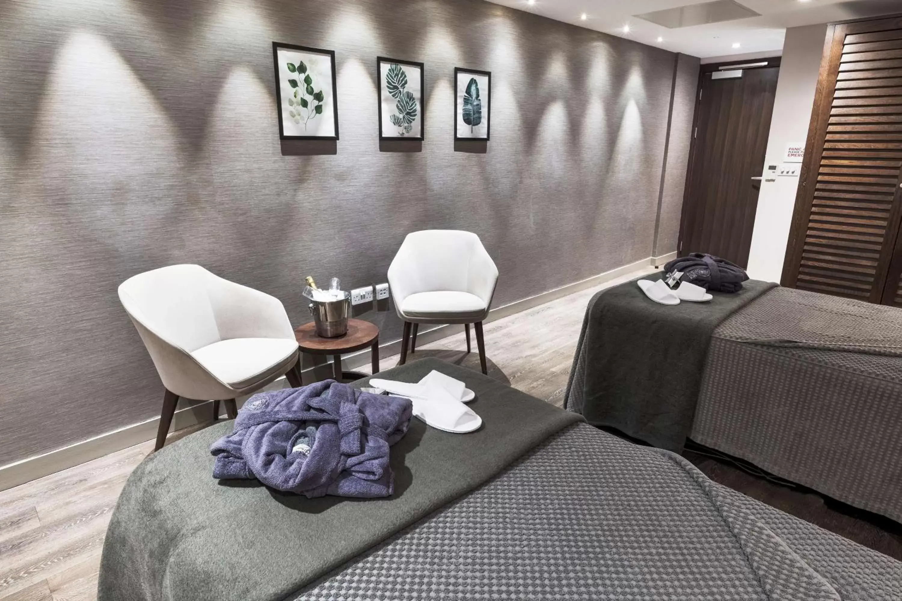 Spa and wellness centre/facilities in Radisson Blu Hotel, Edinburgh City Centre