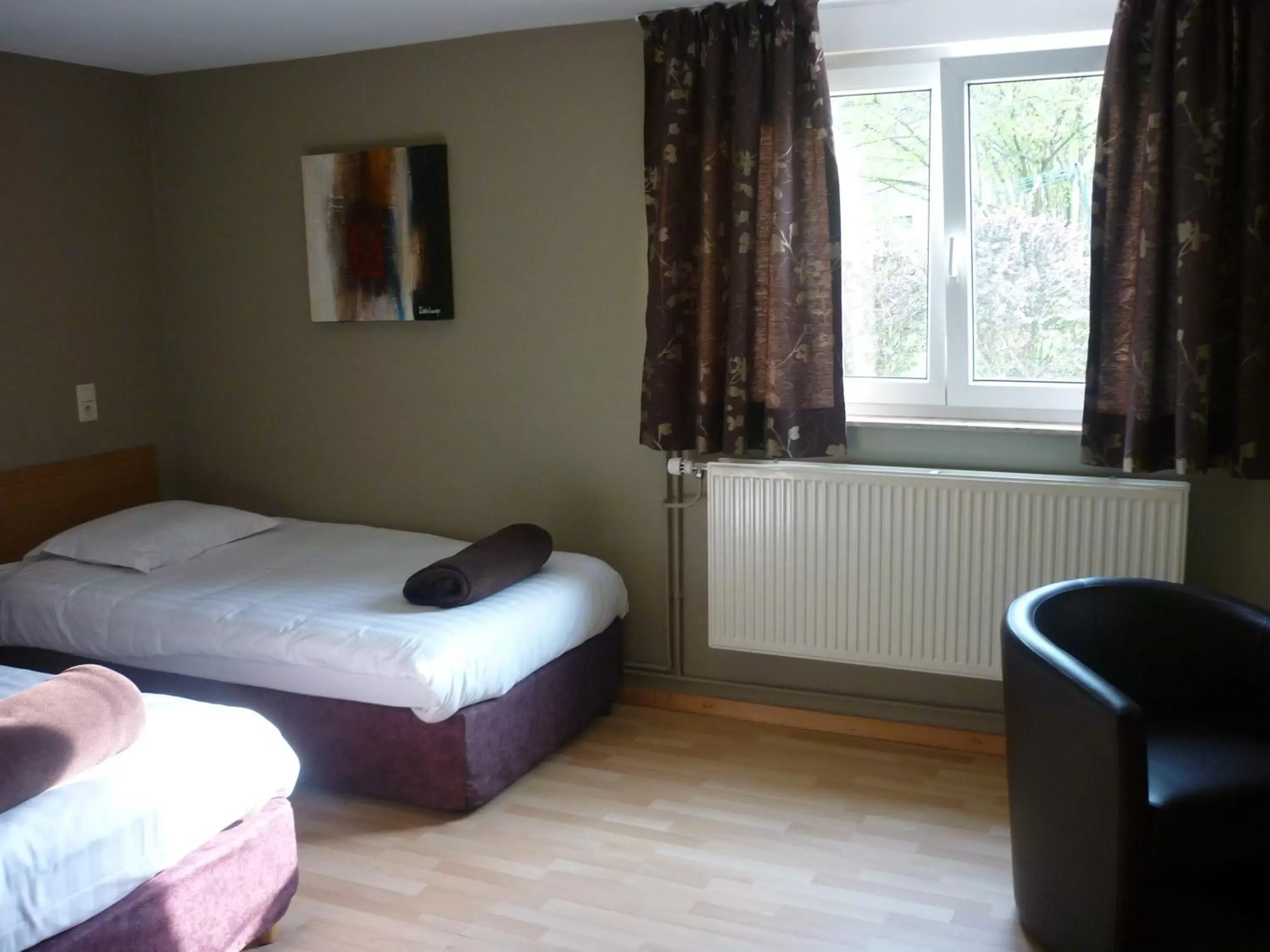 Twin Room - single occupancy in Hotel Le Midi Twin Room - single occupancy in Hotel Le Midi