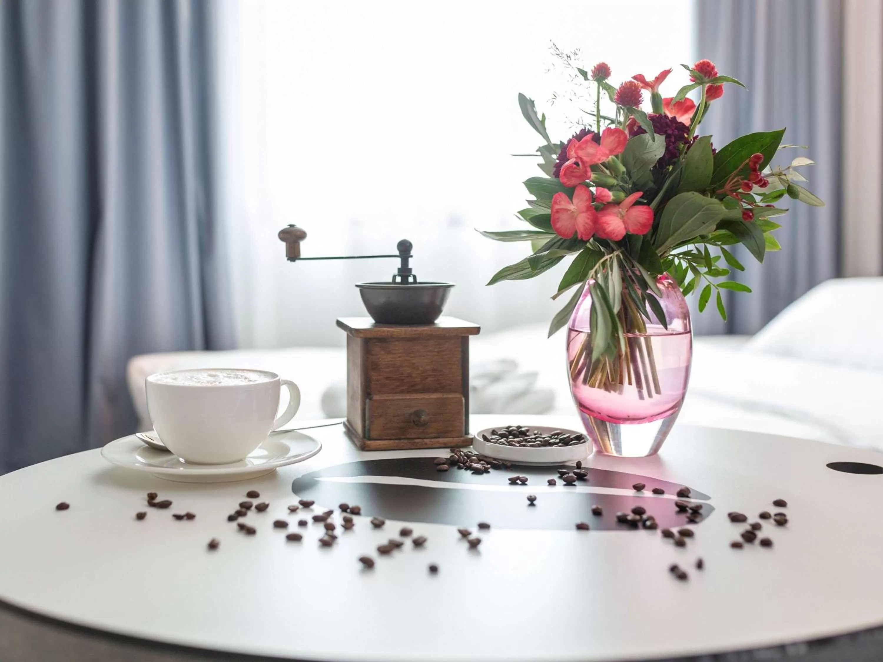 Photo of the whole room, Bed in Novotel Hamburg City Alster