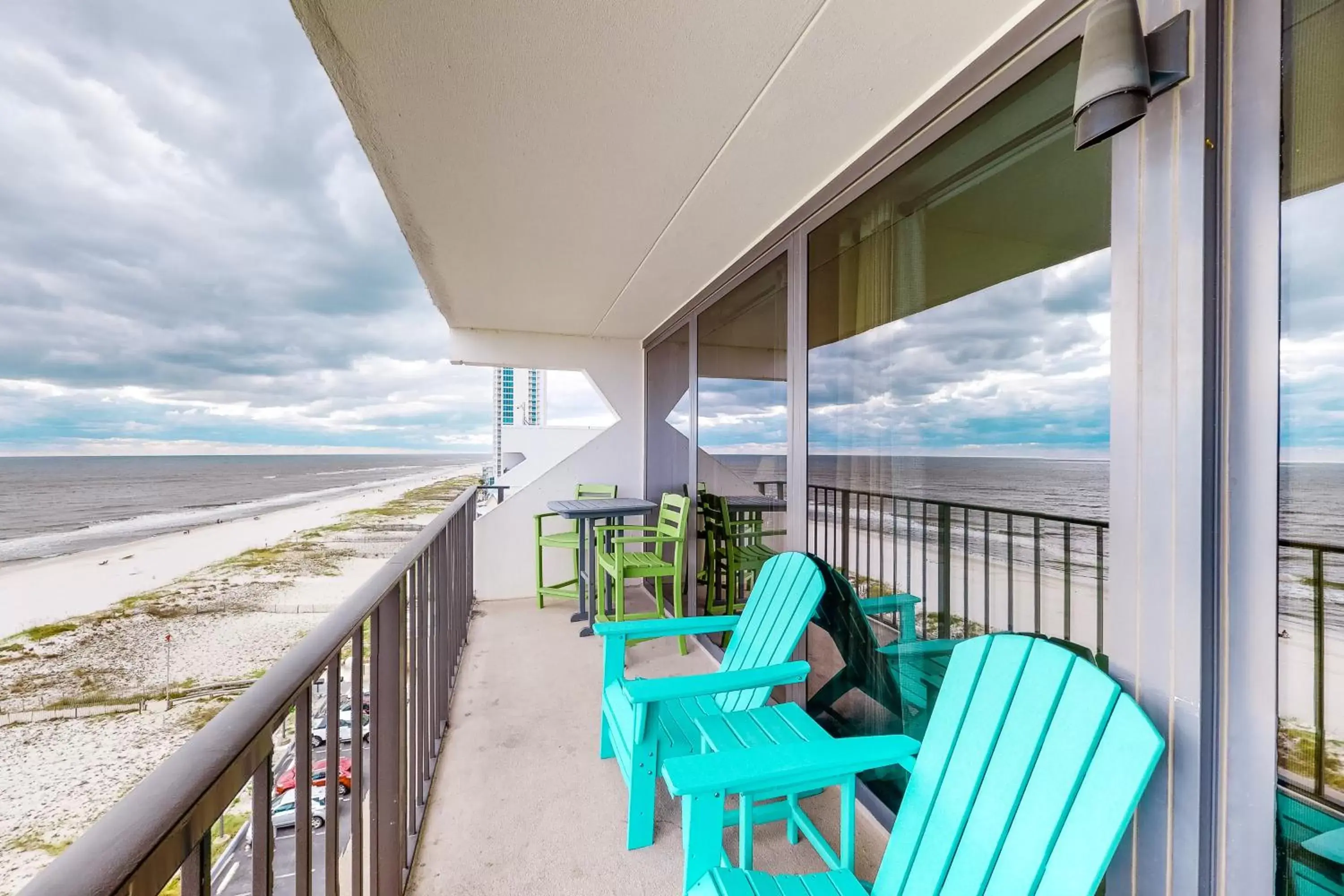 Two Bedroom Apartment in Island Winds East 809 Two Bedroom Apartment in Island Winds East 809