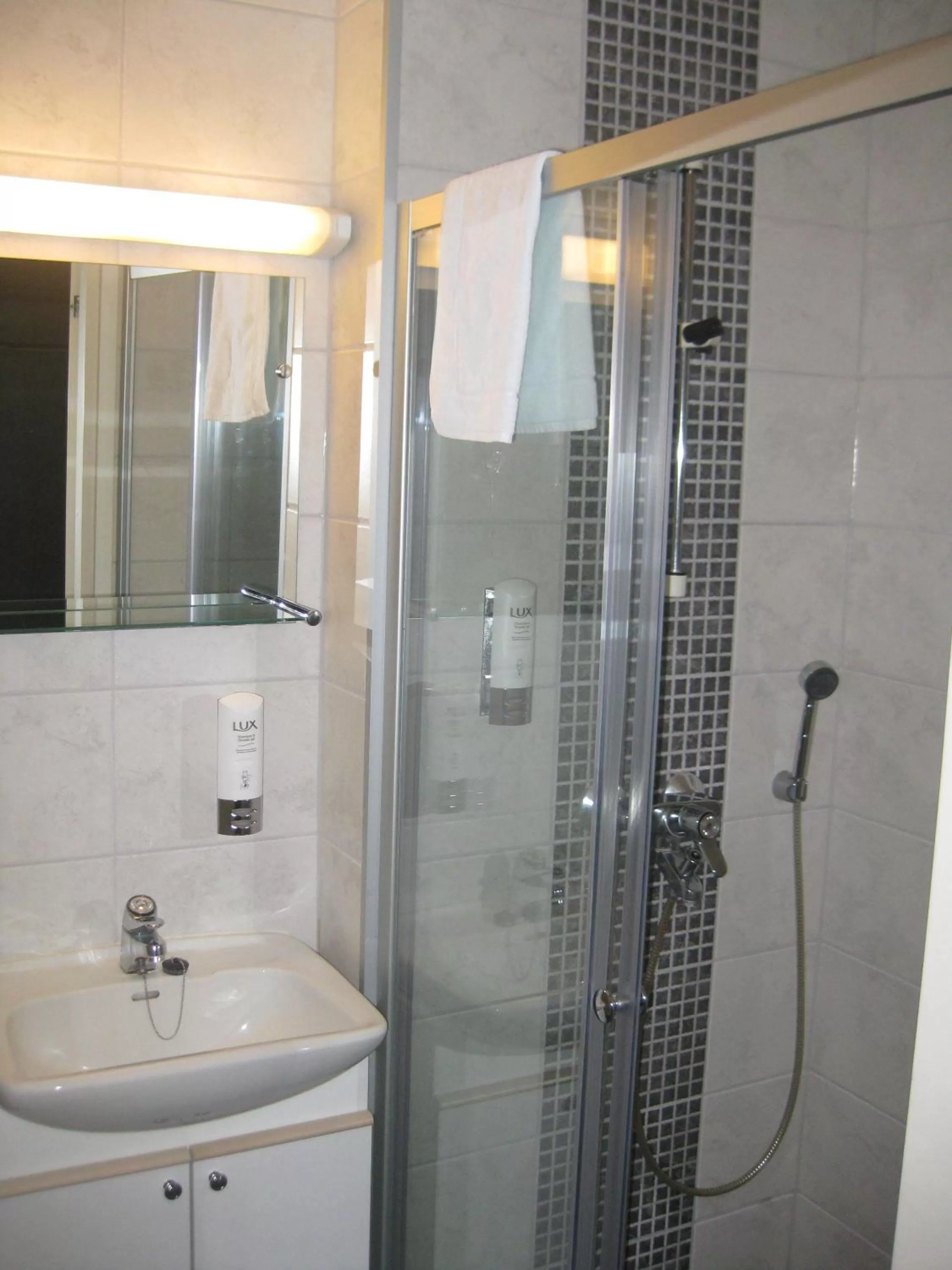 Shower in Hotel Lapuahovi