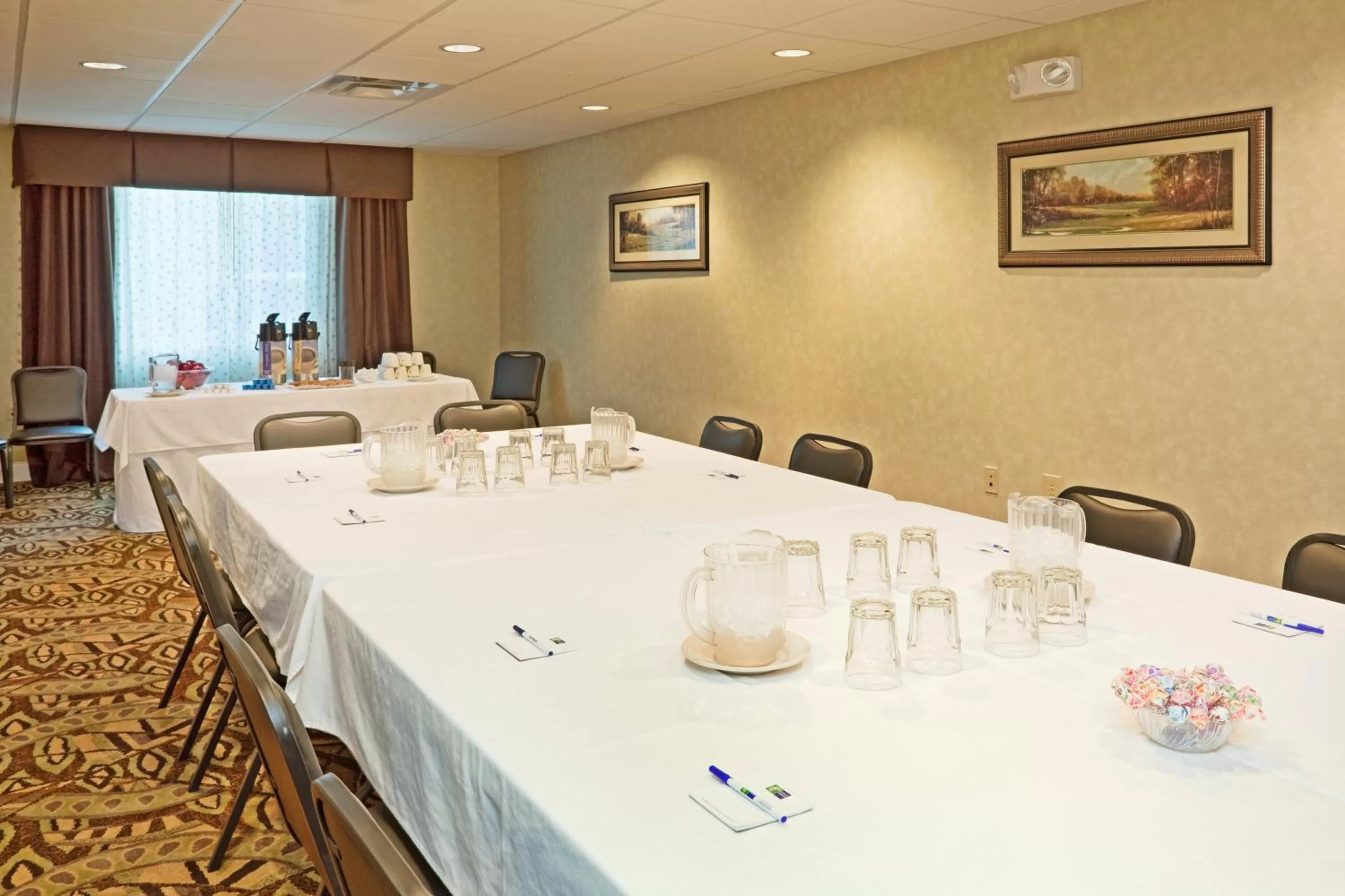 Meeting/conference room in Holiday Inn Express & Suites Southern Pines-Pinehurst Area by IHG