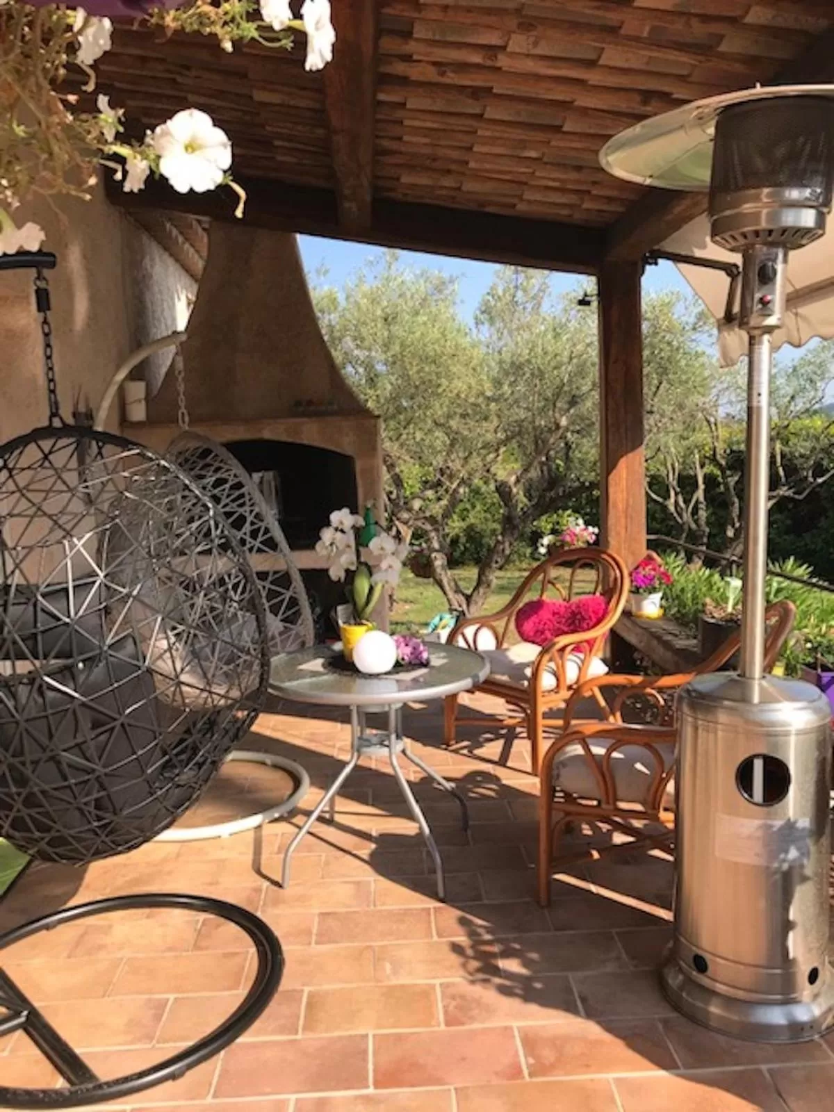 Patio in villa santa rita