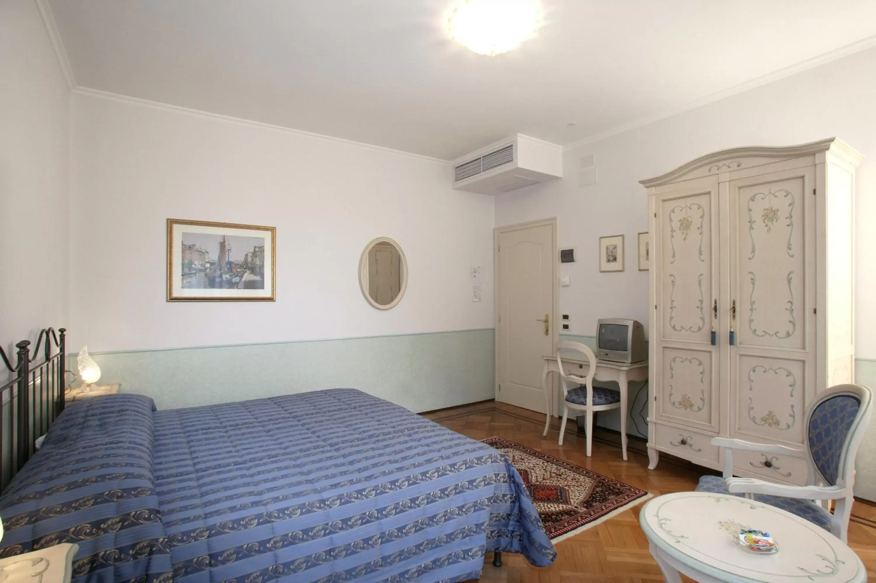 Photo of the whole room, Bed in Ca' San Rocco