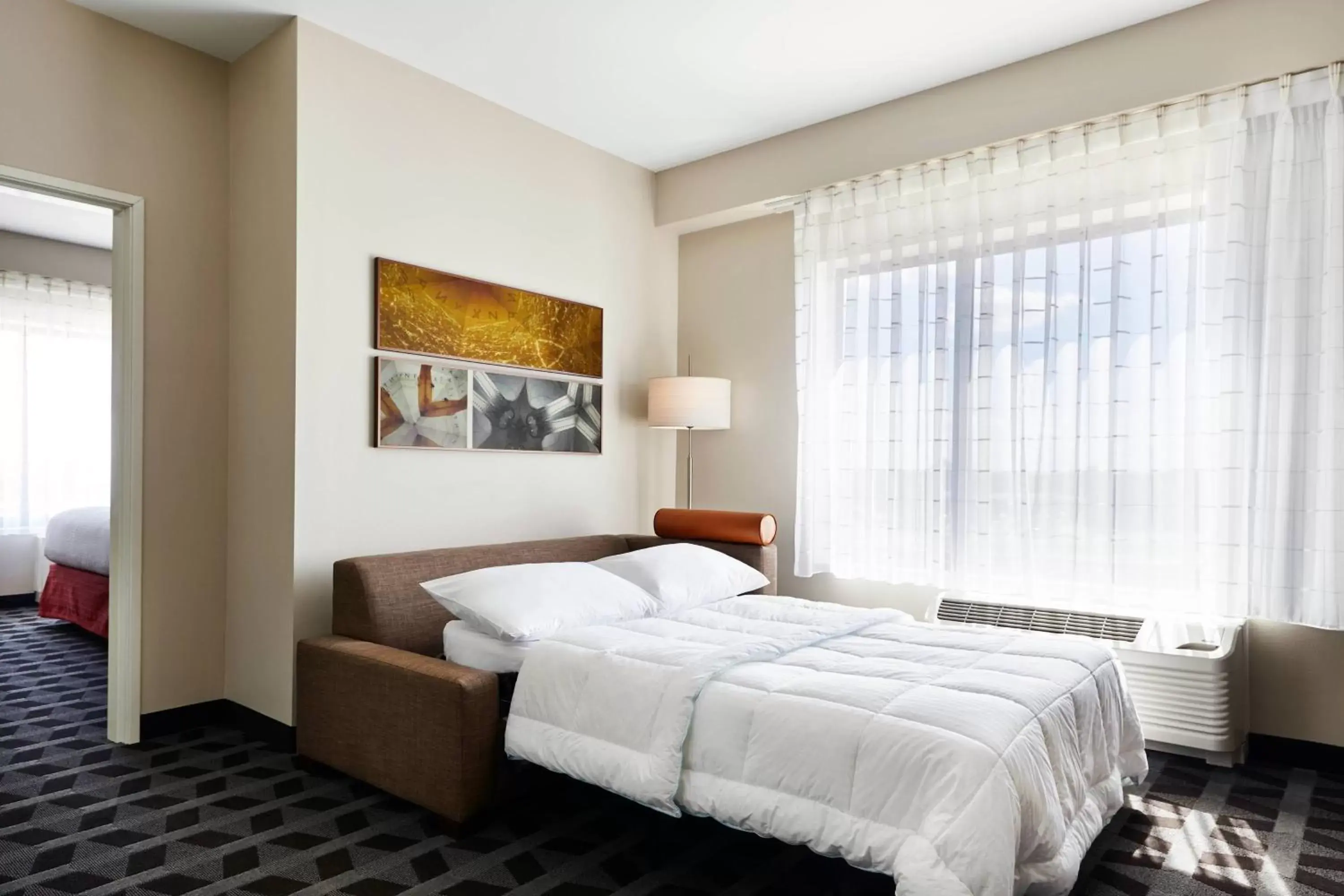 Bedroom, Bed in TownePlace Suites by Marriott St. Louis O'Fallon