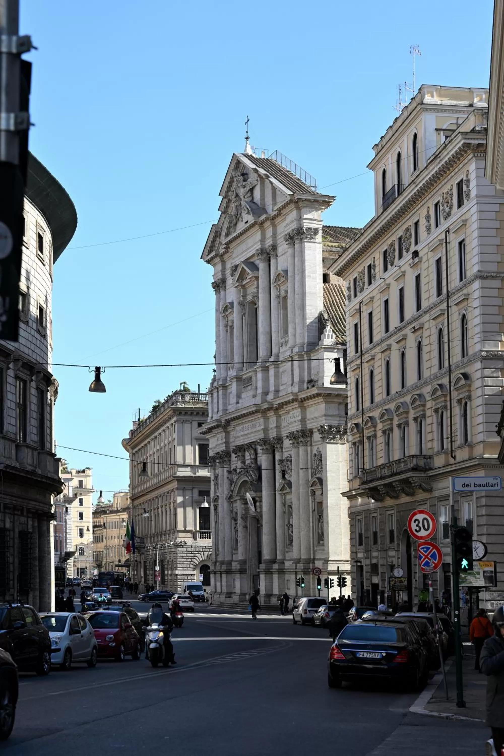 Nearby landmark in Residenze Romanae - Vicolo dell'Aquila
