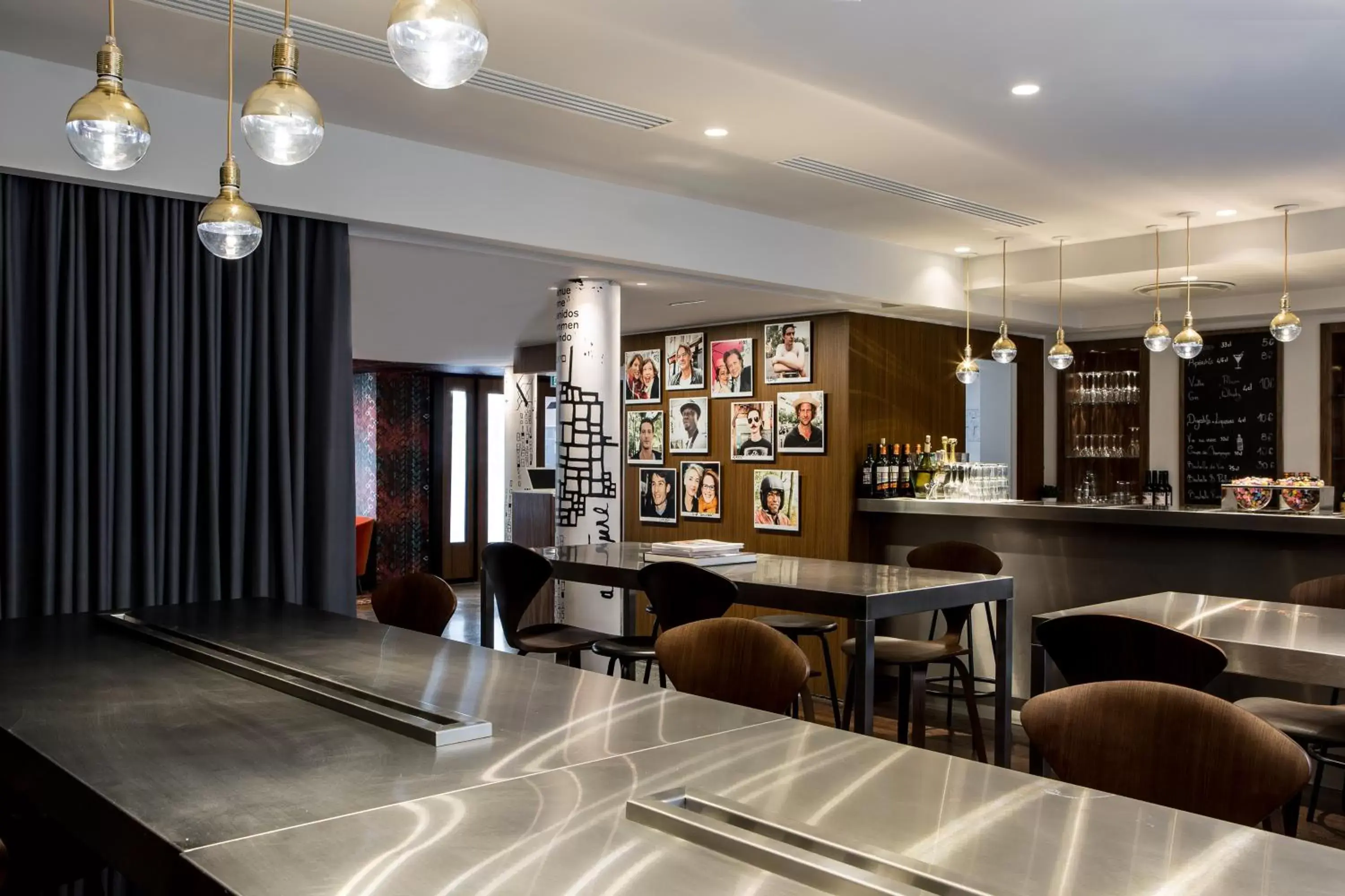 Lounge or bar, Lounge/Bar in Le Général Hôtel